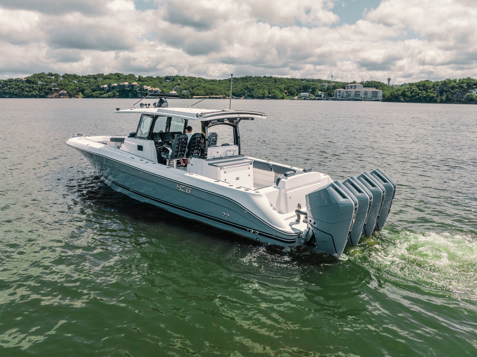 2024 HCB 42 Lujo