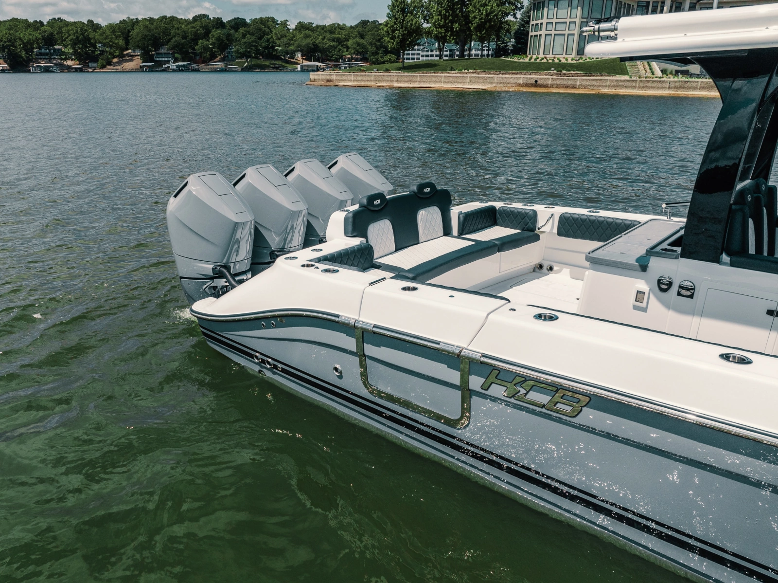 2024 HCB 42 Lujo