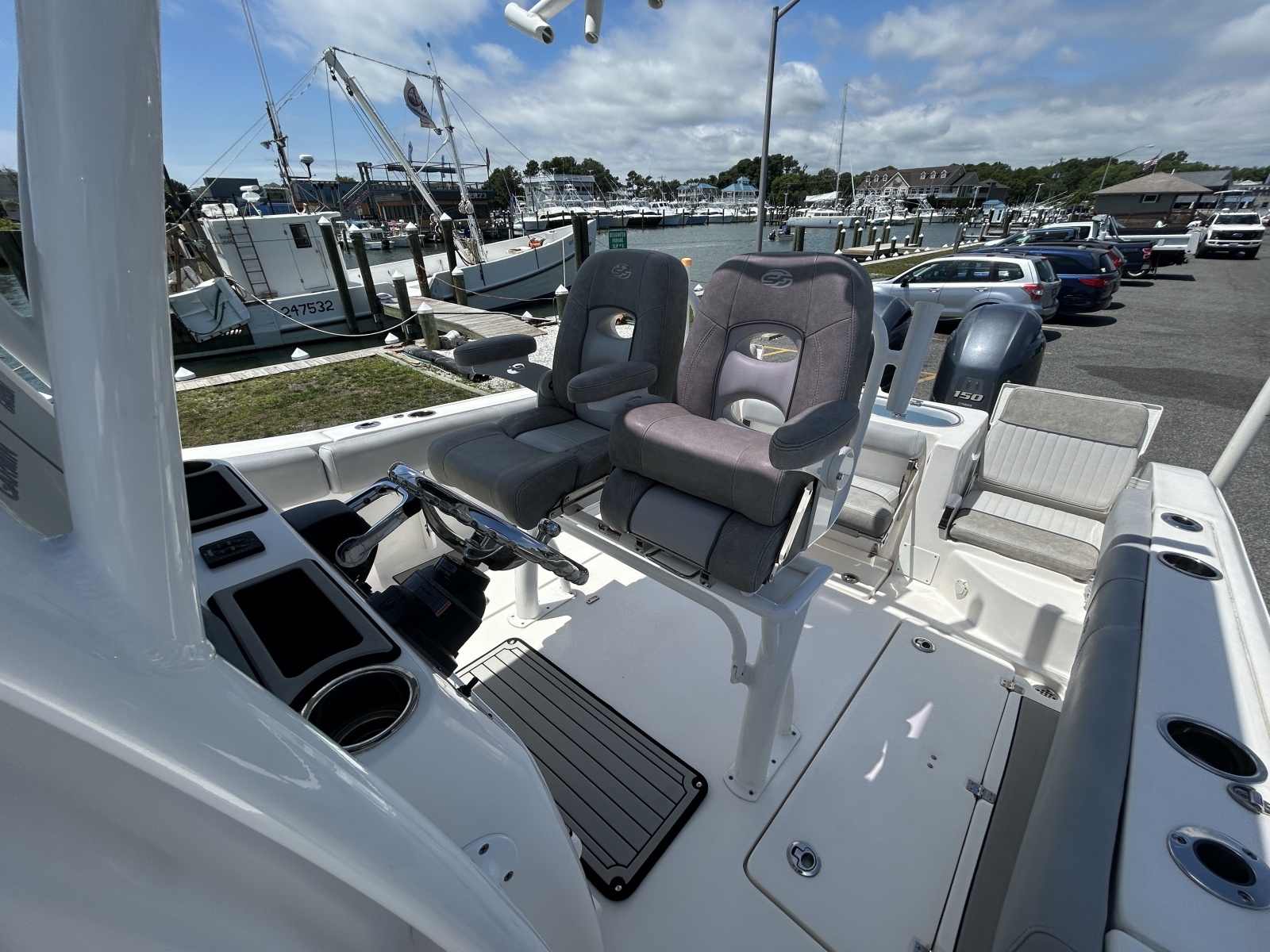 2018 Sea Fox 266 Commander