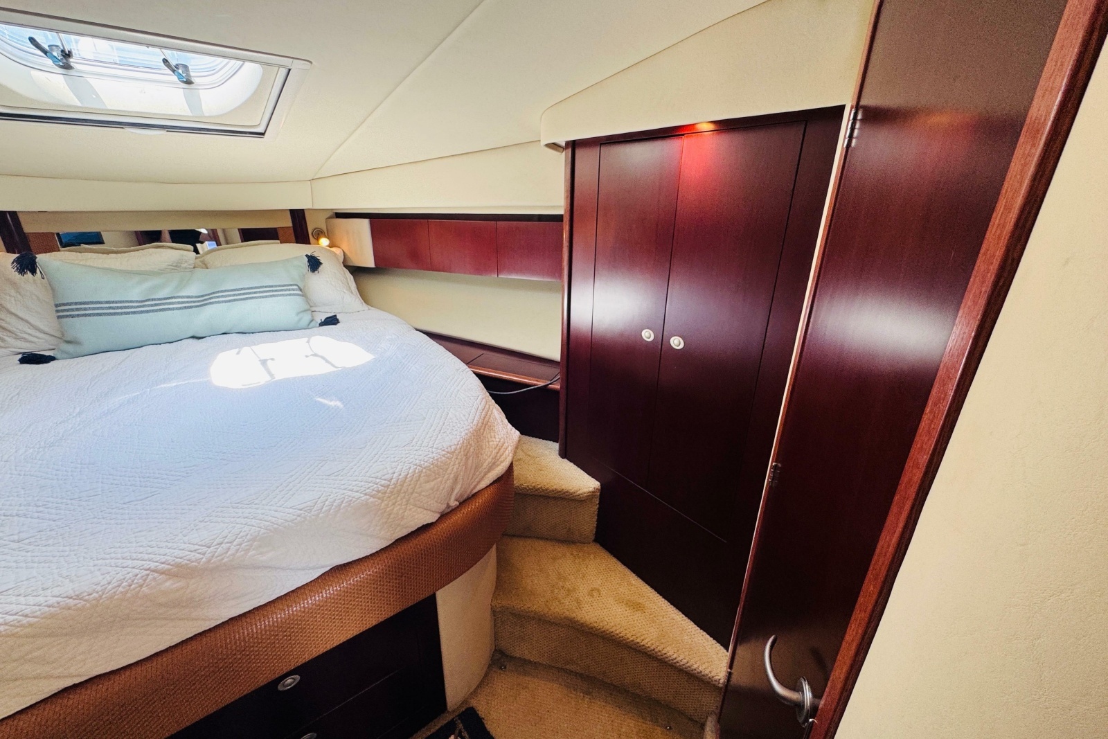 2006 Sea Ray 44 Sedan Bridge