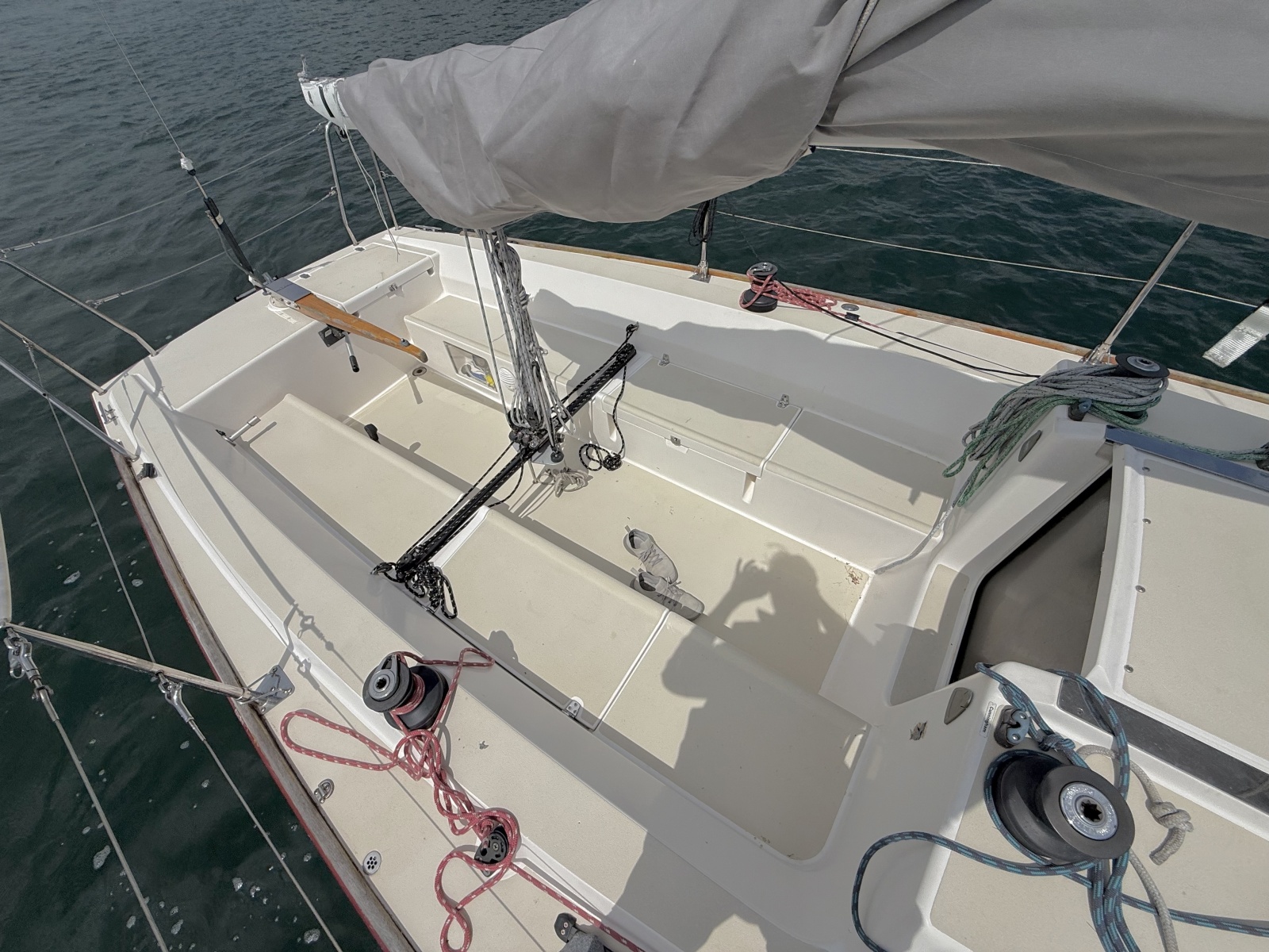 2006 J Boats