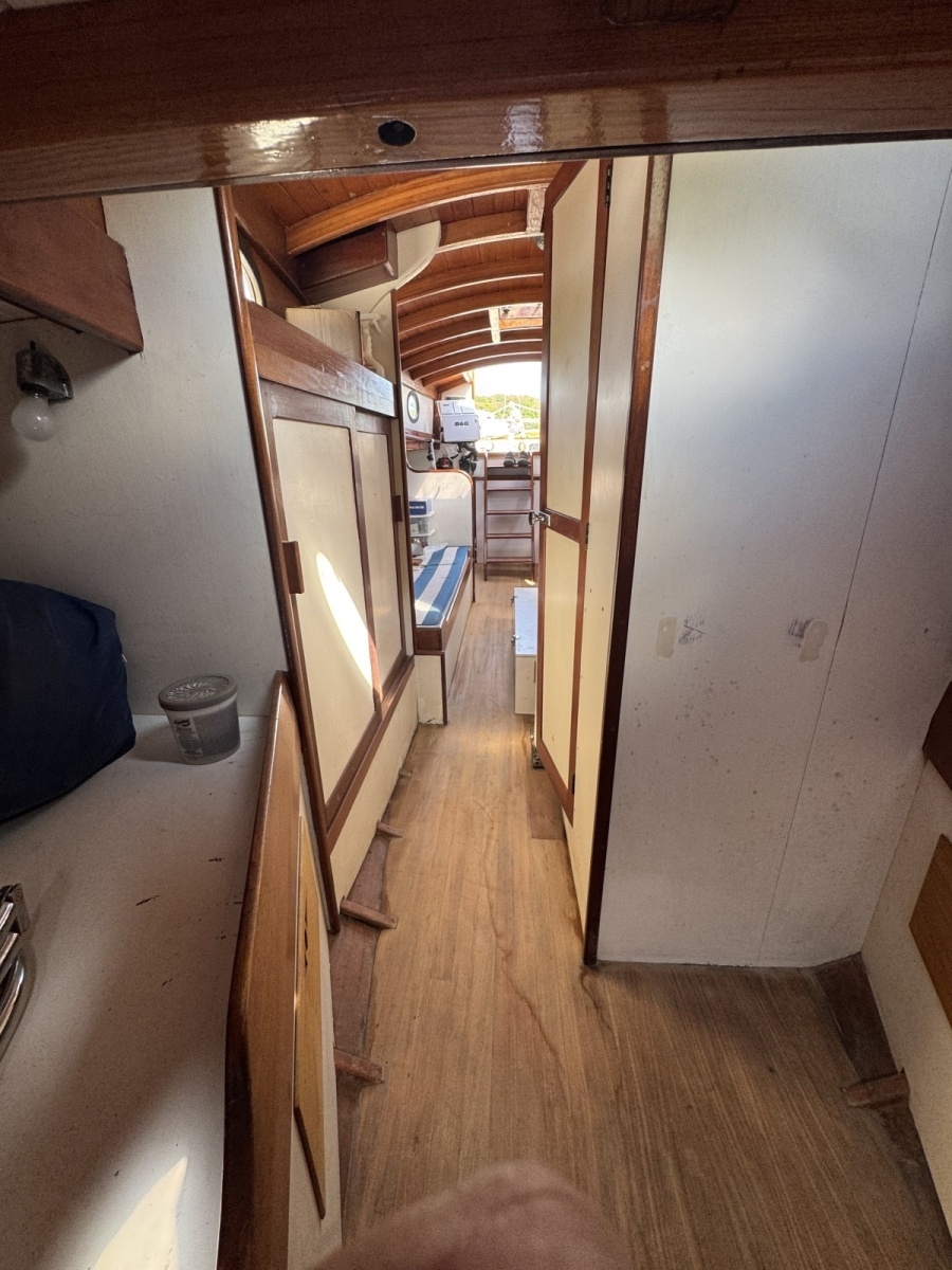 1979 Nielsen 44 Cutter Rigged
