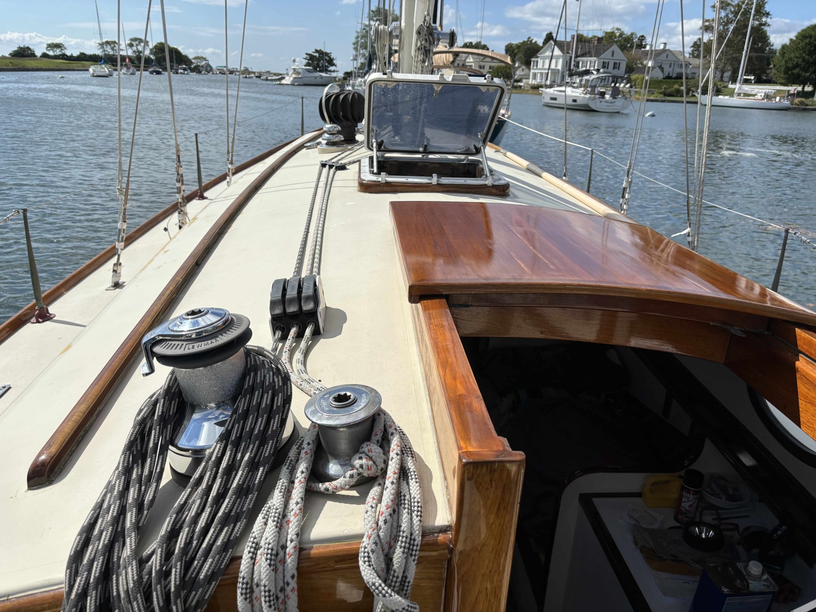 1979 Nielsen 44 Cutter Rigged