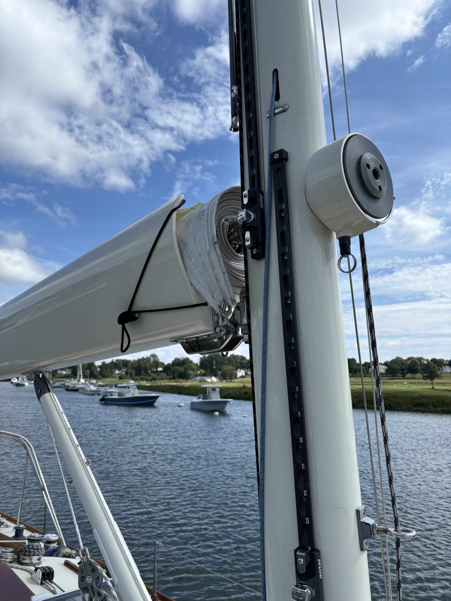 1979 Nielsen 44 Cutter Rigged