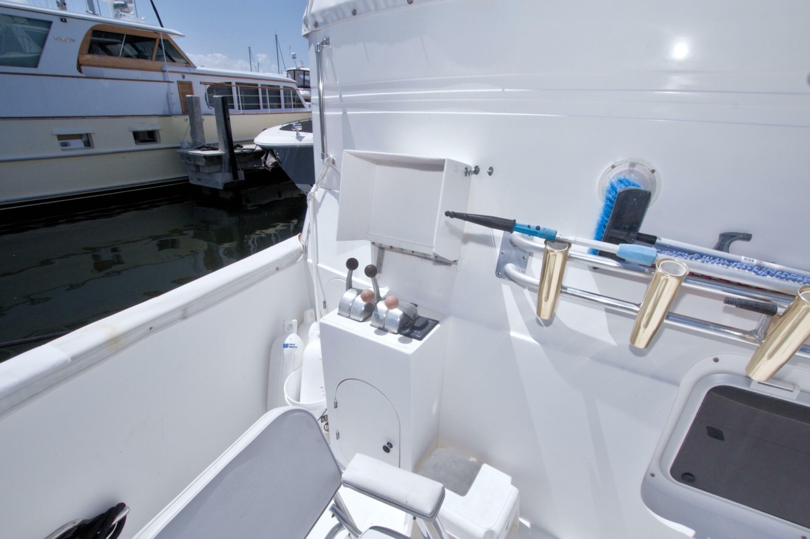2000 Novatec 60 Islander