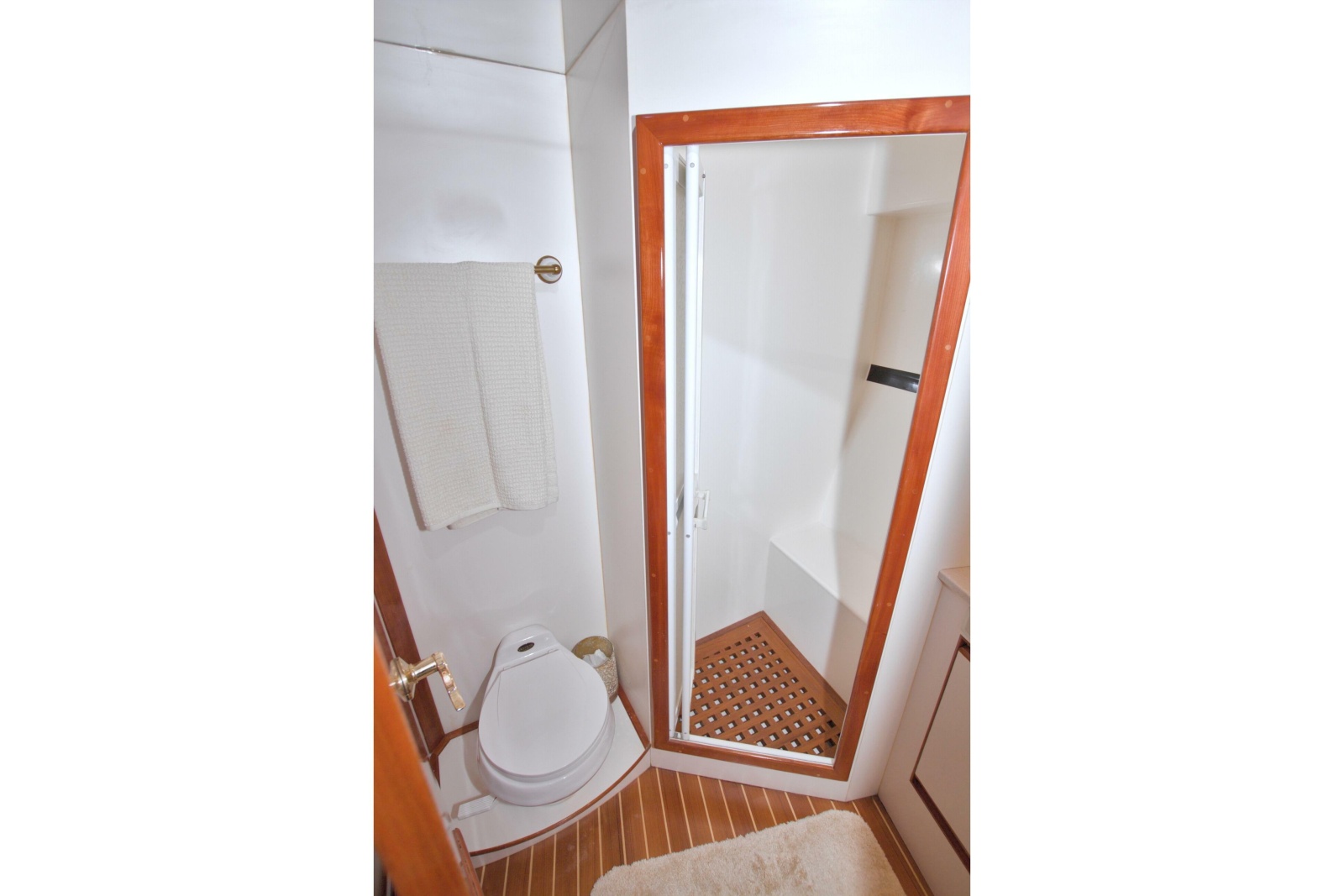 2000 Novatec 60 Islander