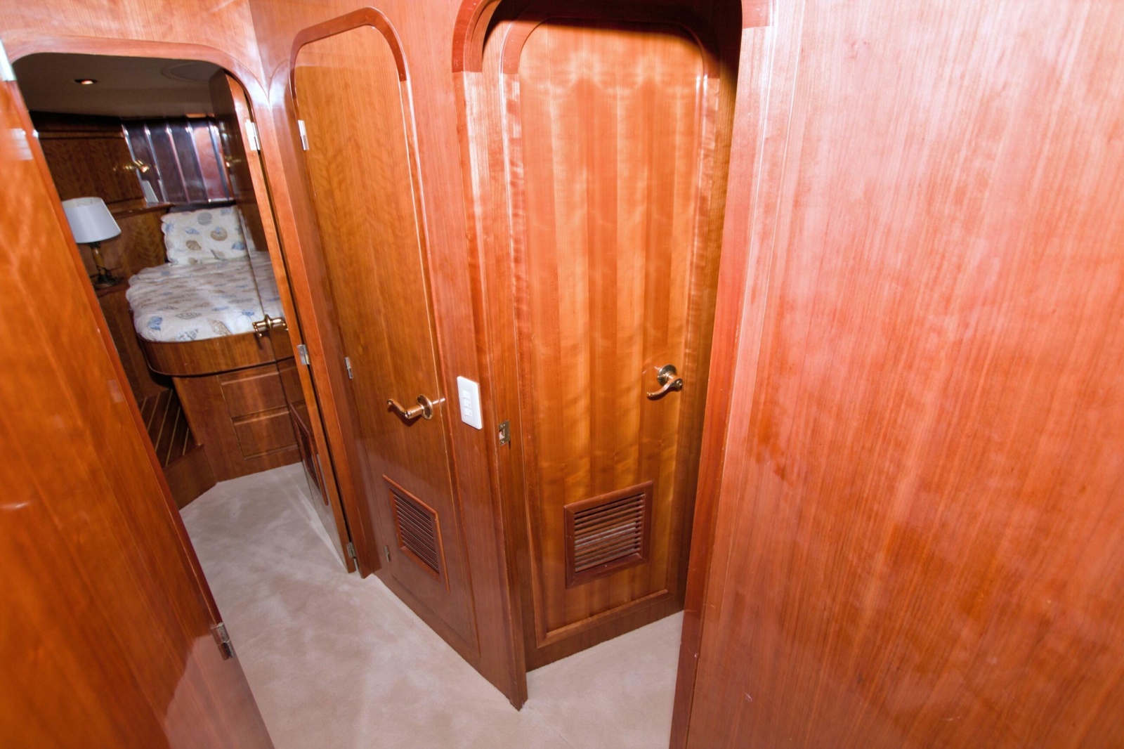 2000 Novatec 60 Islander