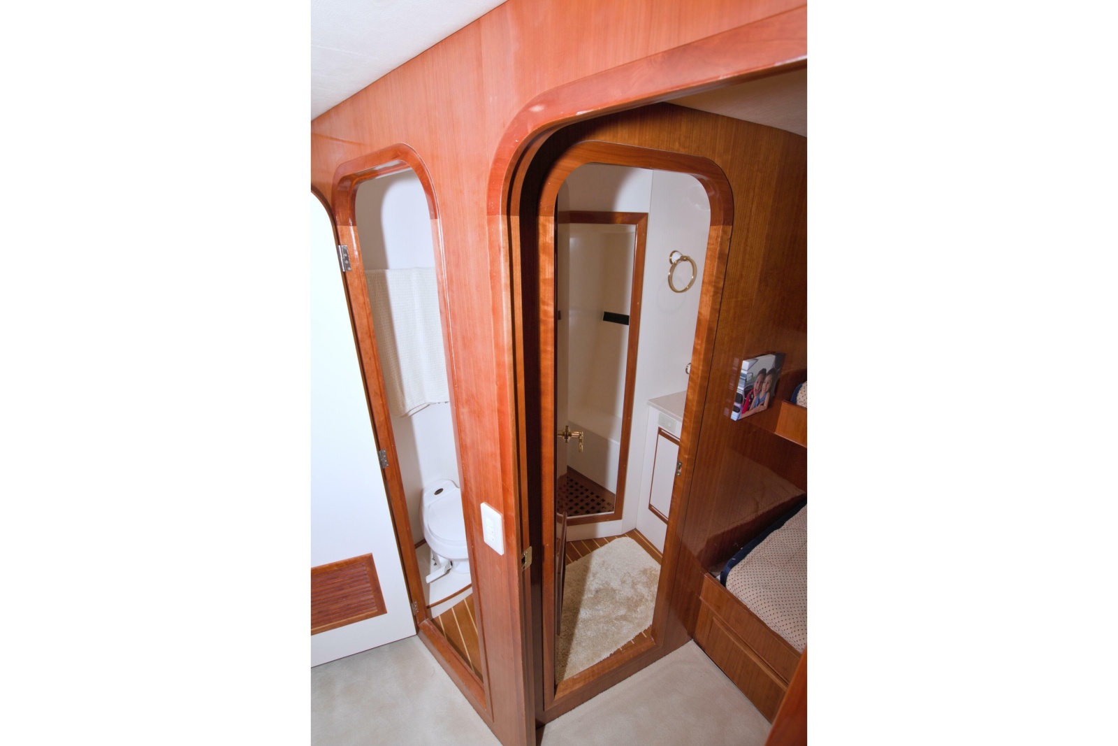2000 Novatec 60 Islander