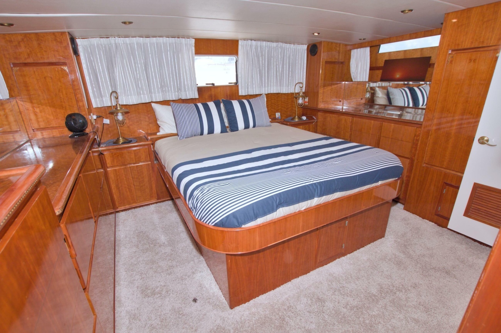 2000 Novatec 60 Islander