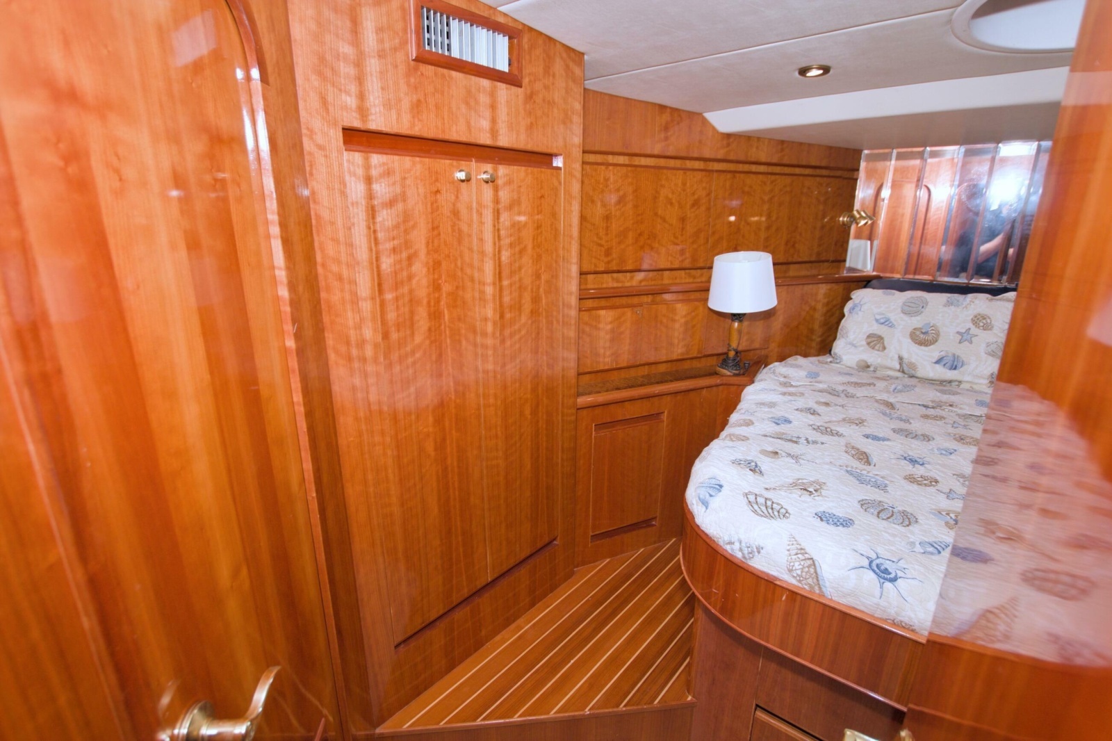 2000 Novatec 60 Islander