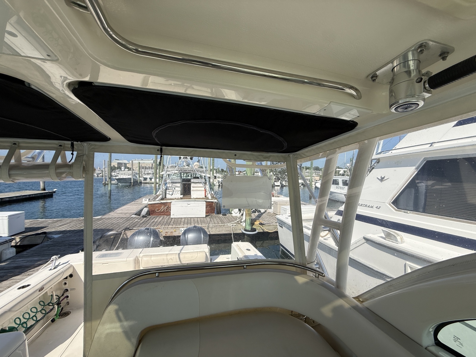 2014 Pursuit 345 Offshore