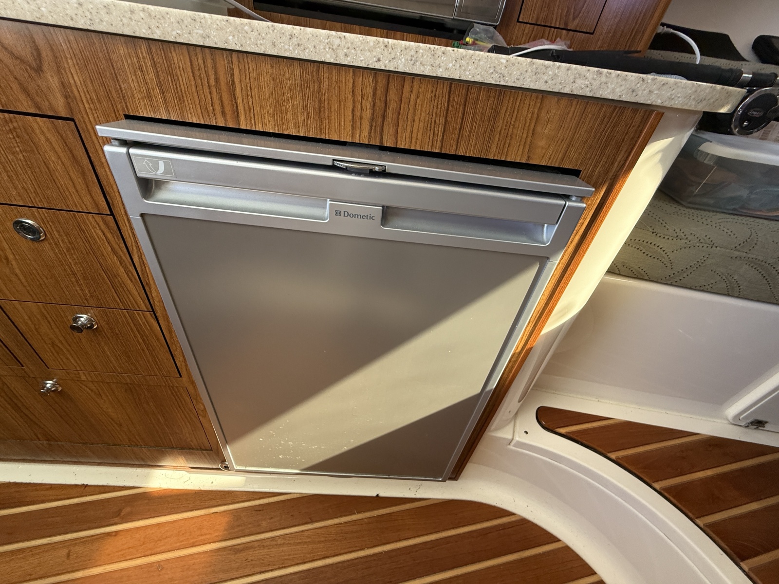 2014 Pursuit 345 Offshore