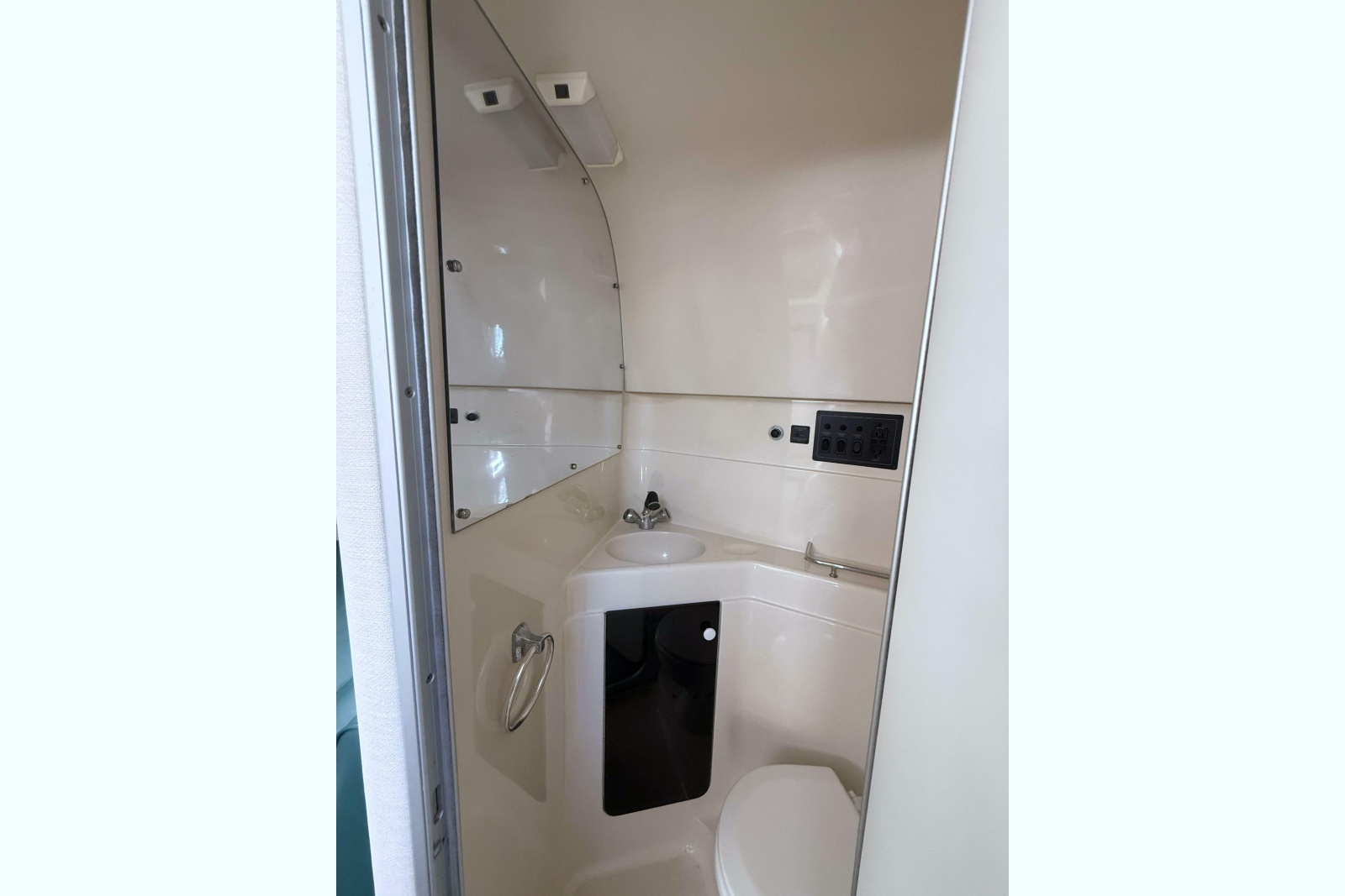 1995 Wellcraft 2700 Martinique