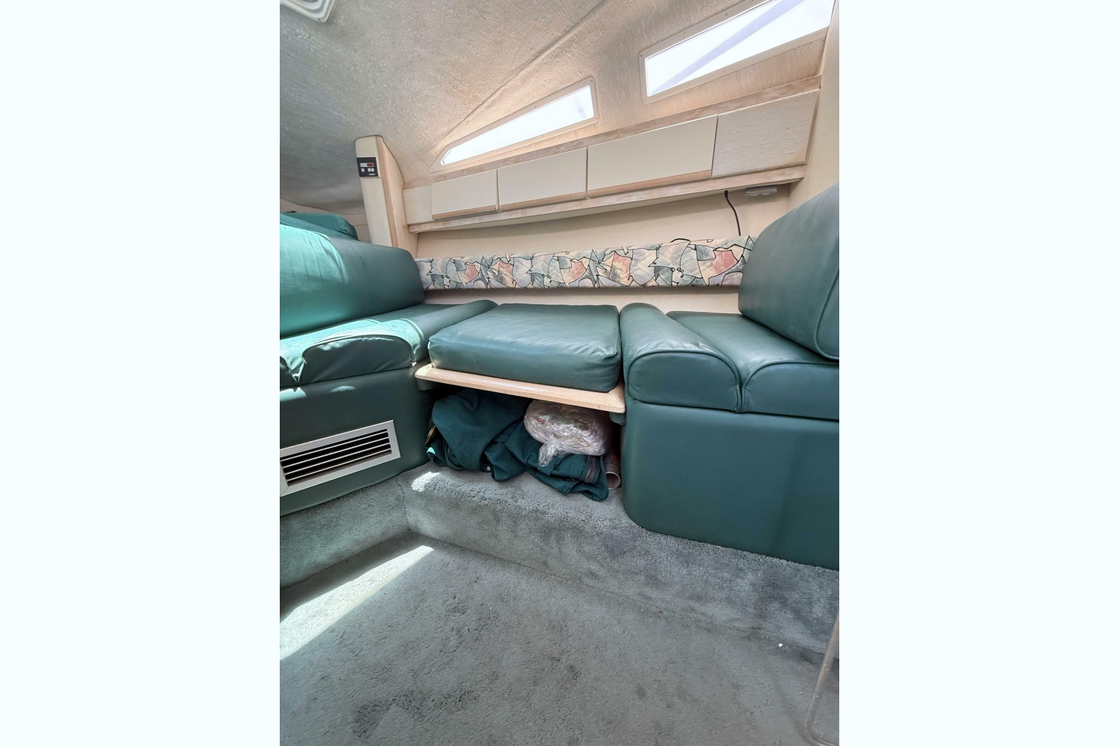 1995 Wellcraft 2700 Martinique