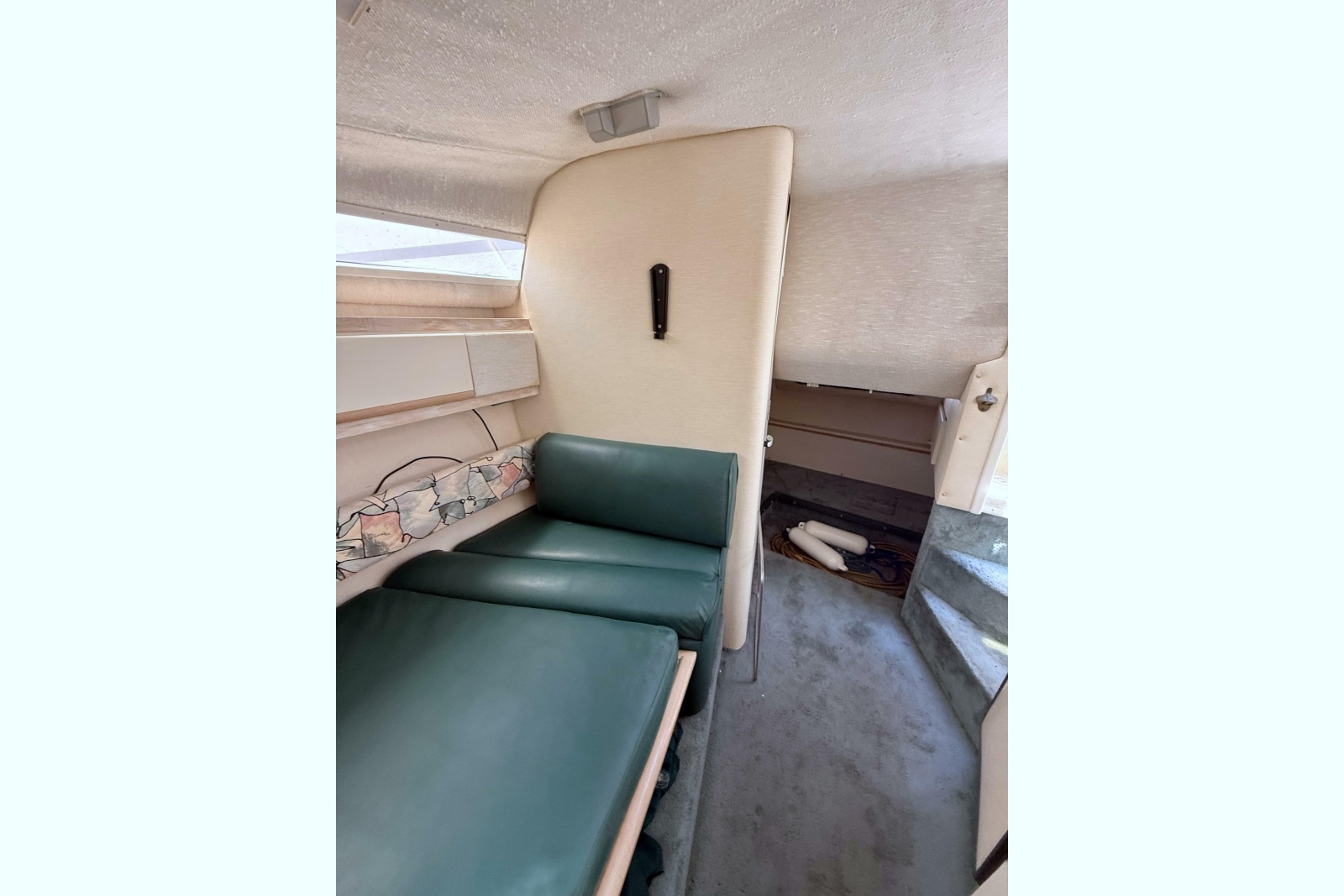 1995 Wellcraft 2700 Martinique