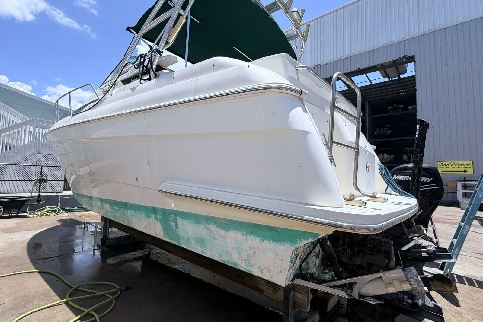 1995 Wellcraft 2700 Martinique