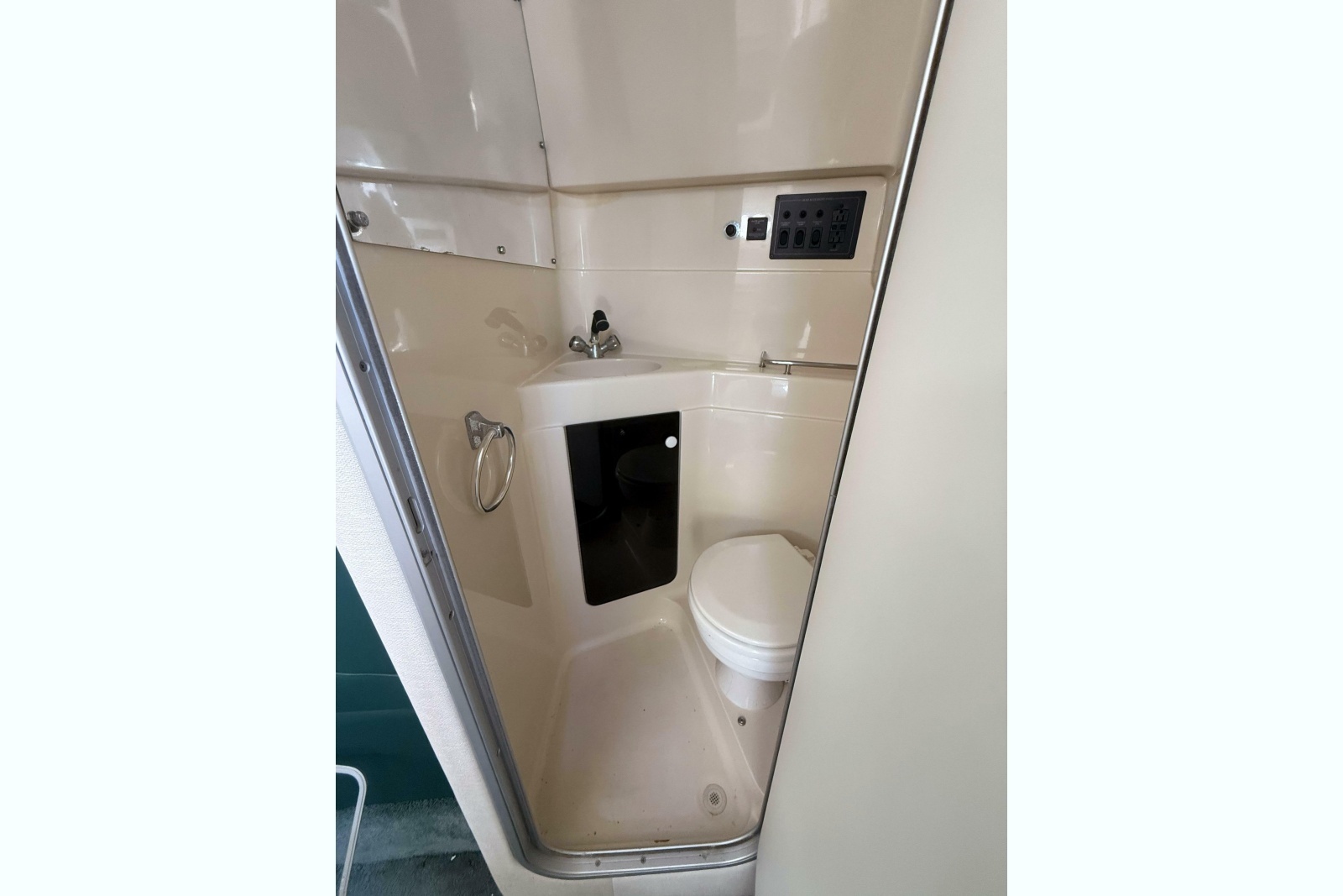 1995 Wellcraft 2700 Martinique