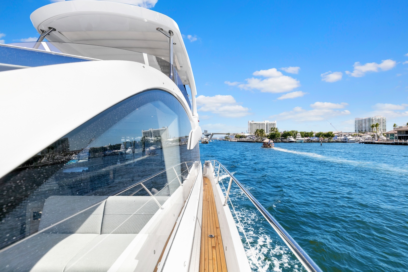 2020 Sunseeker 66 Manhattan