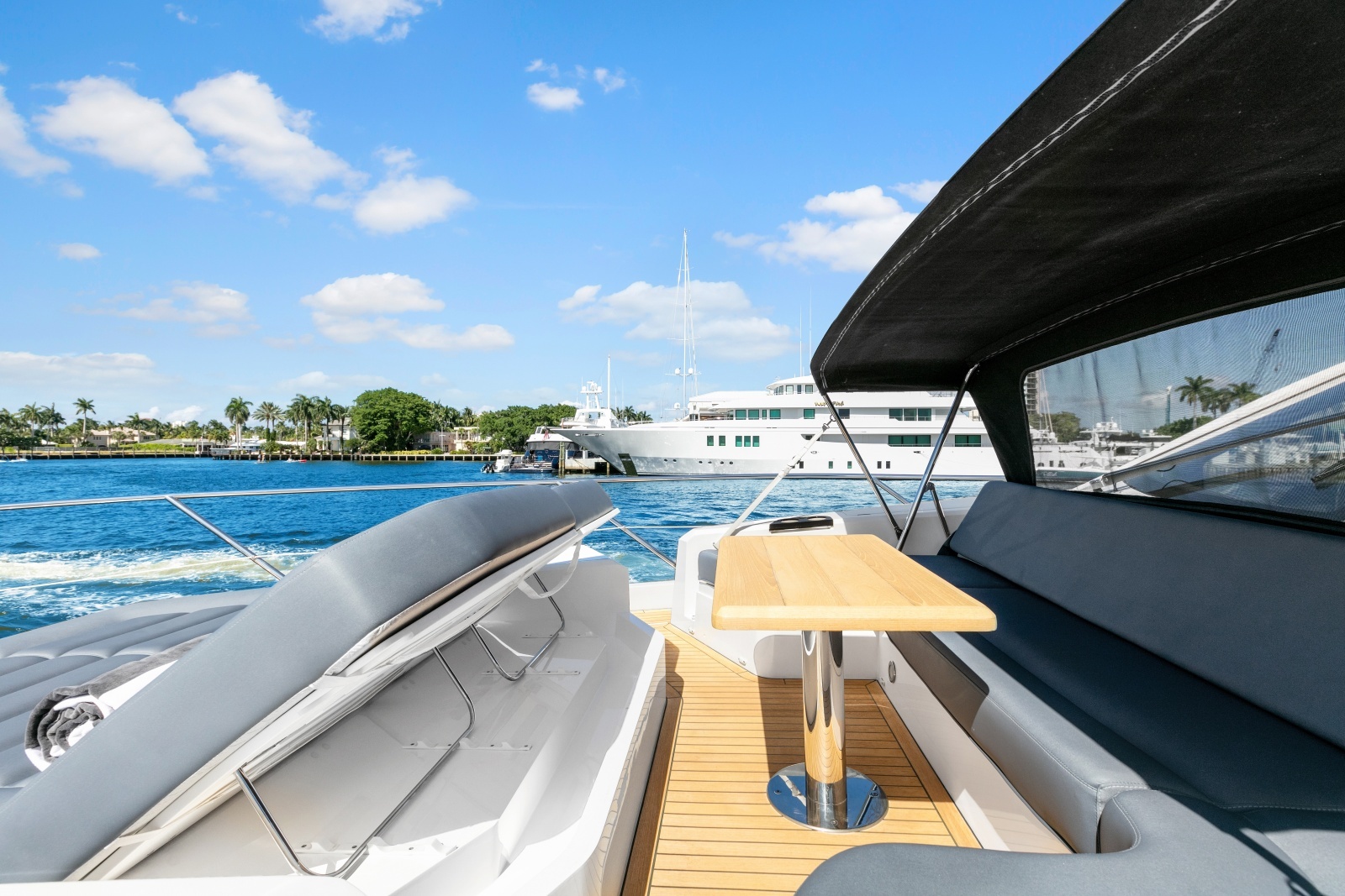 2020 Sunseeker 66 Manhattan