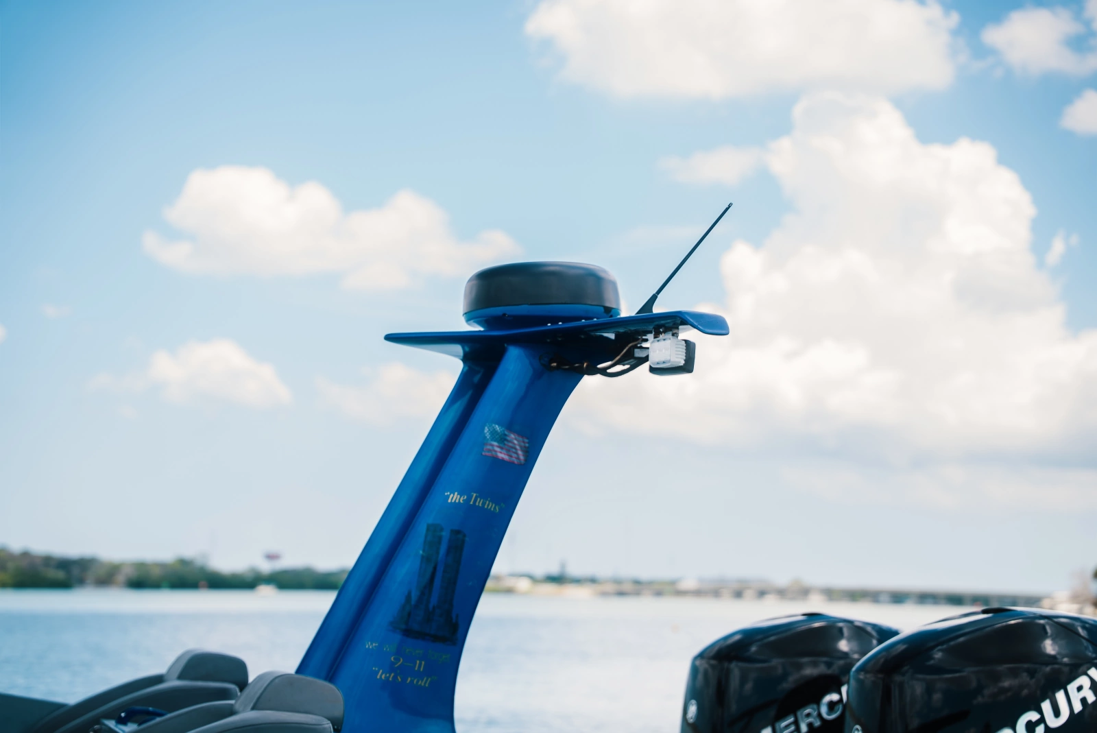 2002 Interceptor Nightcat 27