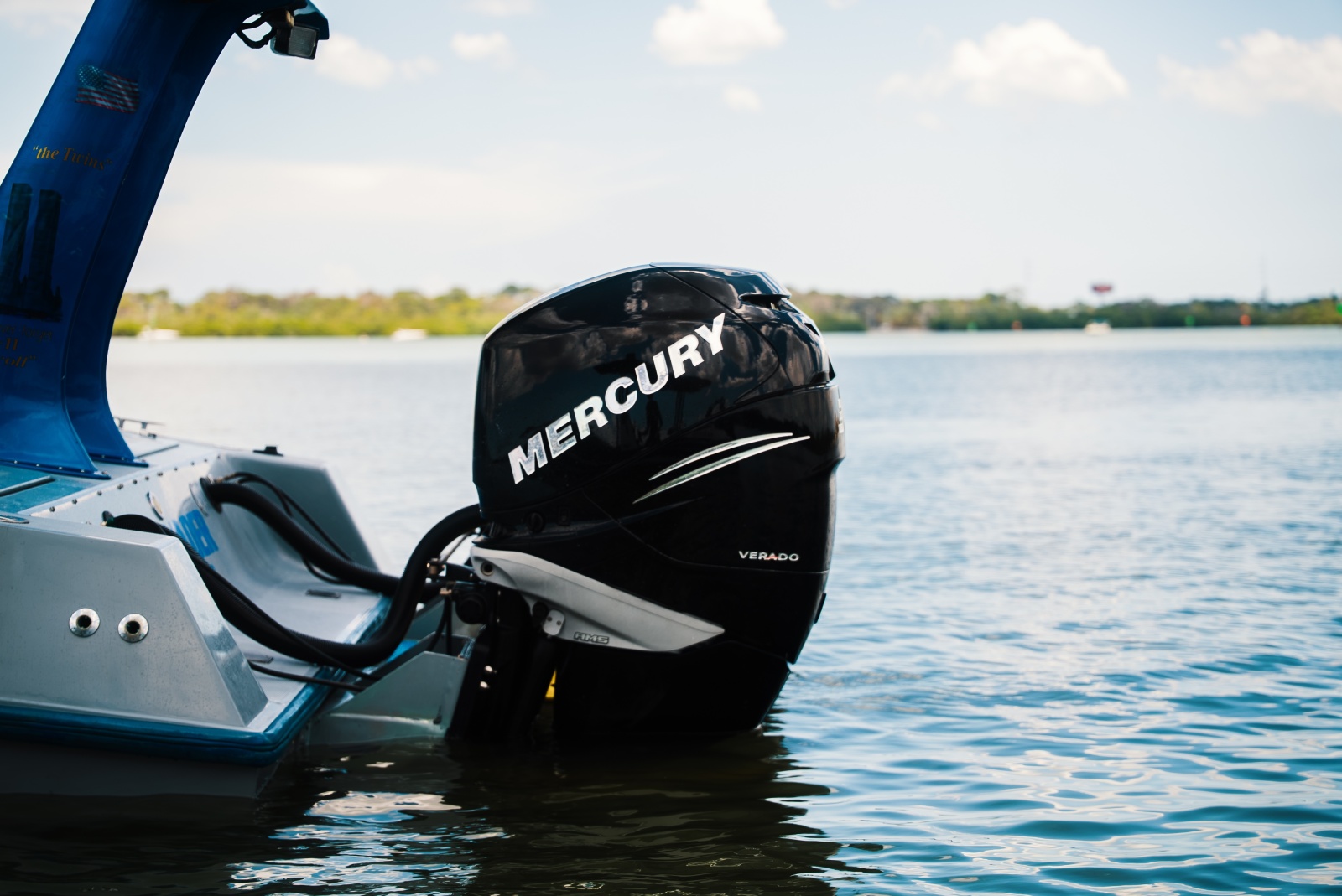 2002 Interceptor Nightcat 27
