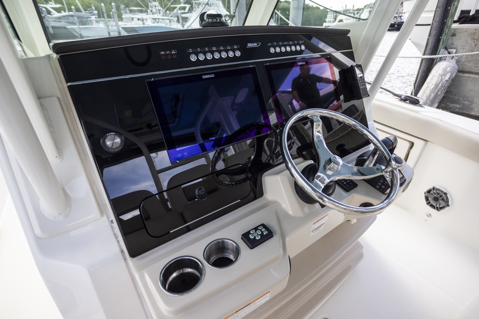 2023 Boston Whaler 360 Outrage