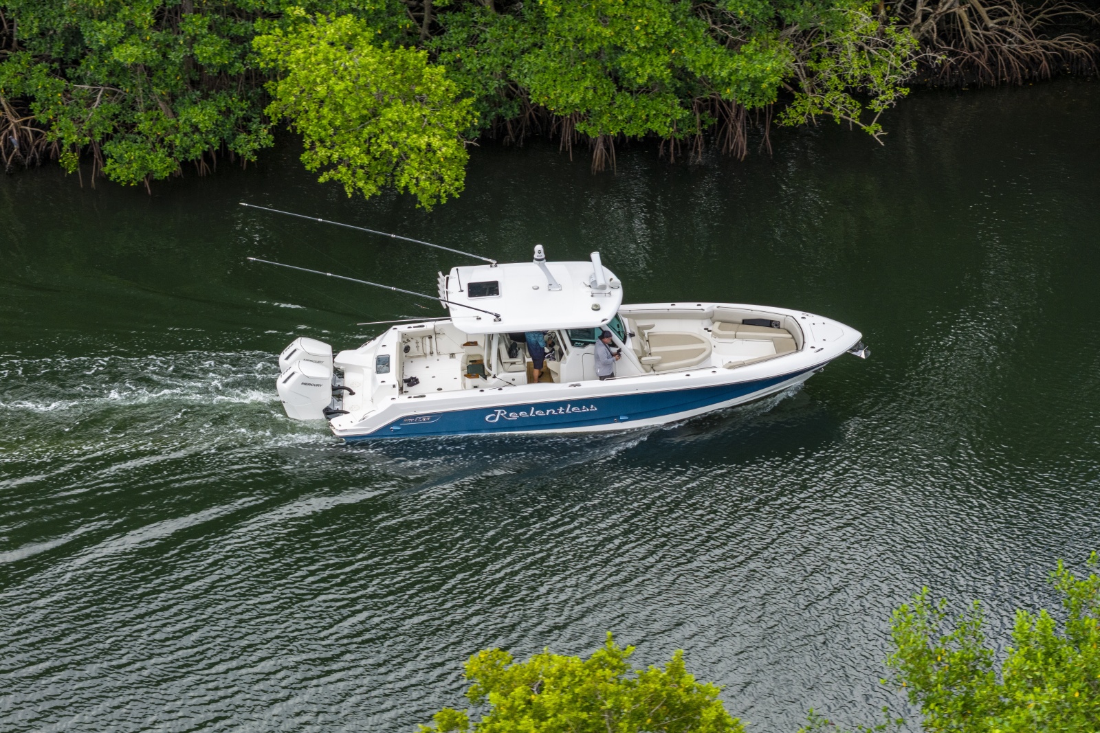 2023 Boston Whaler 360 Outrage