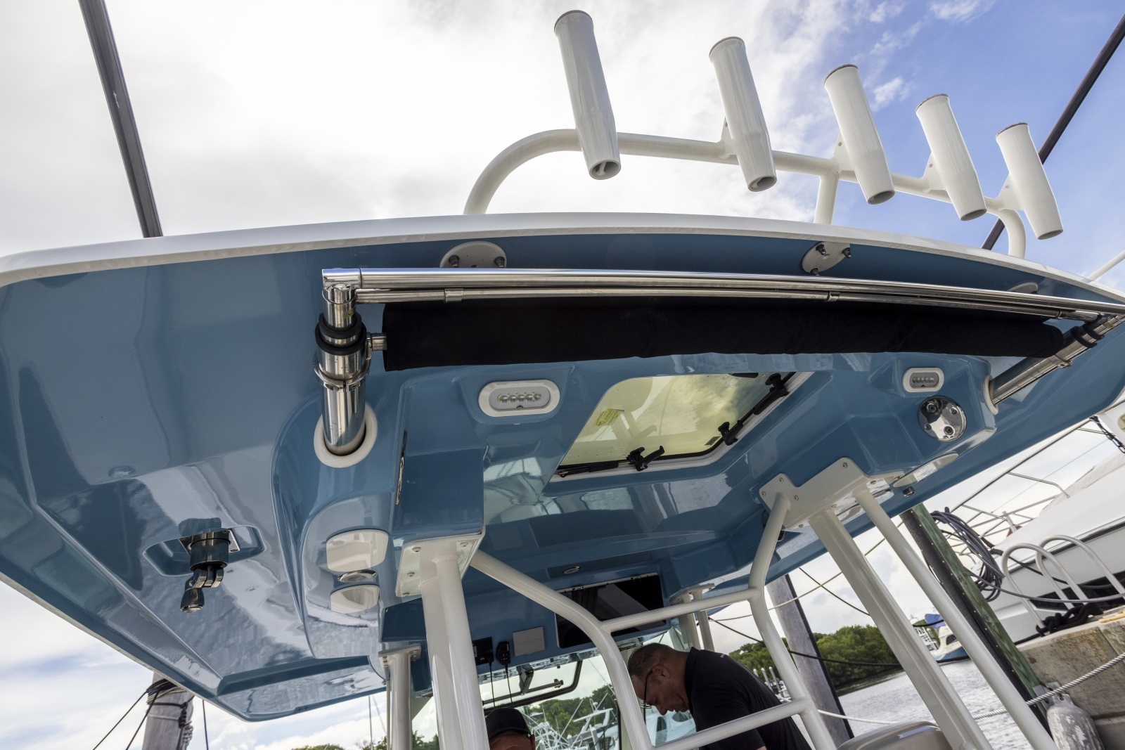 2023 Boston Whaler 360 Outrage