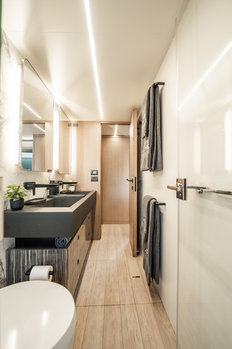 2024 Astondoa 66 Flybridge