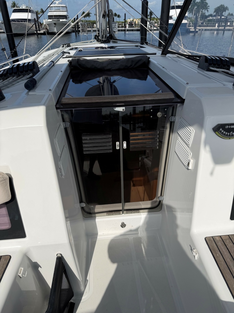 Jeanneau 44 SO 