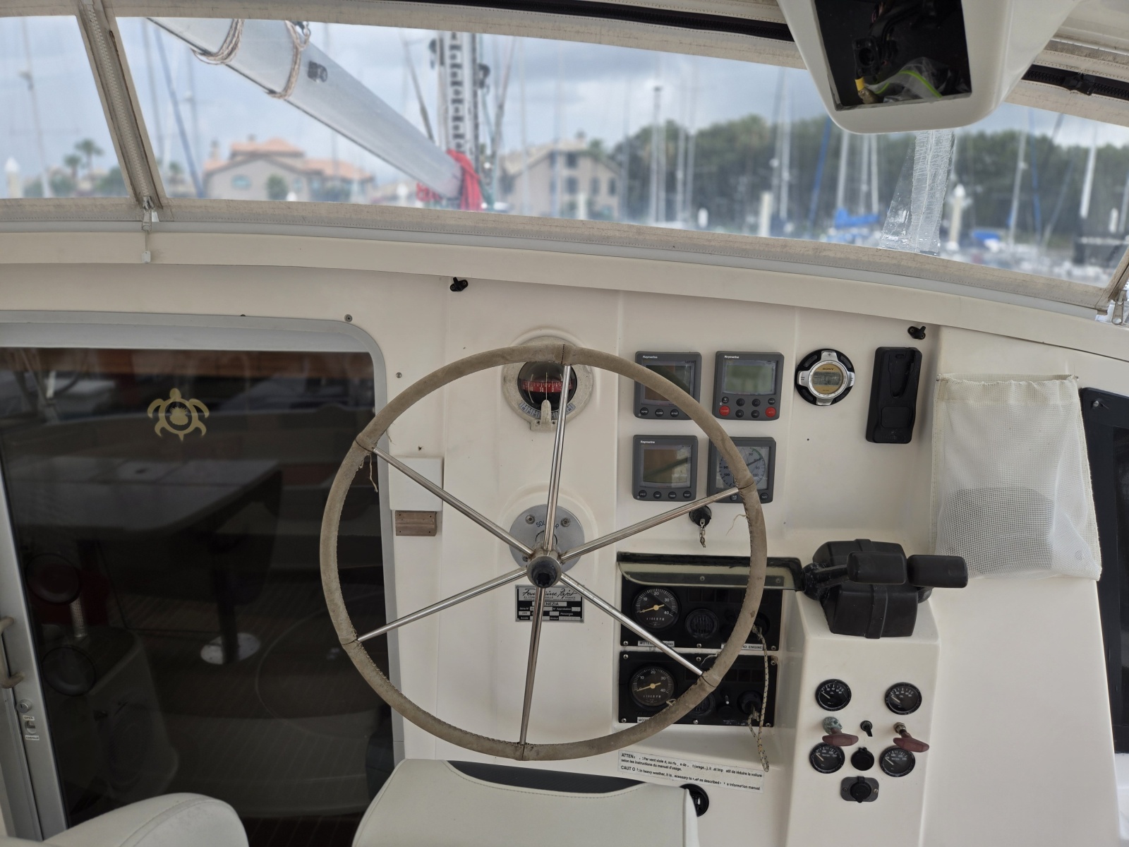 1996 Fountaine Pajot Venezia 42
