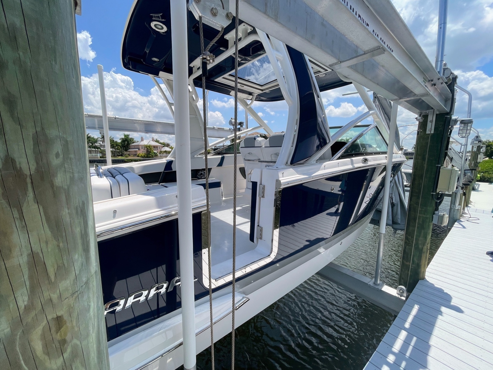 2023 Chaparral 280 OSX