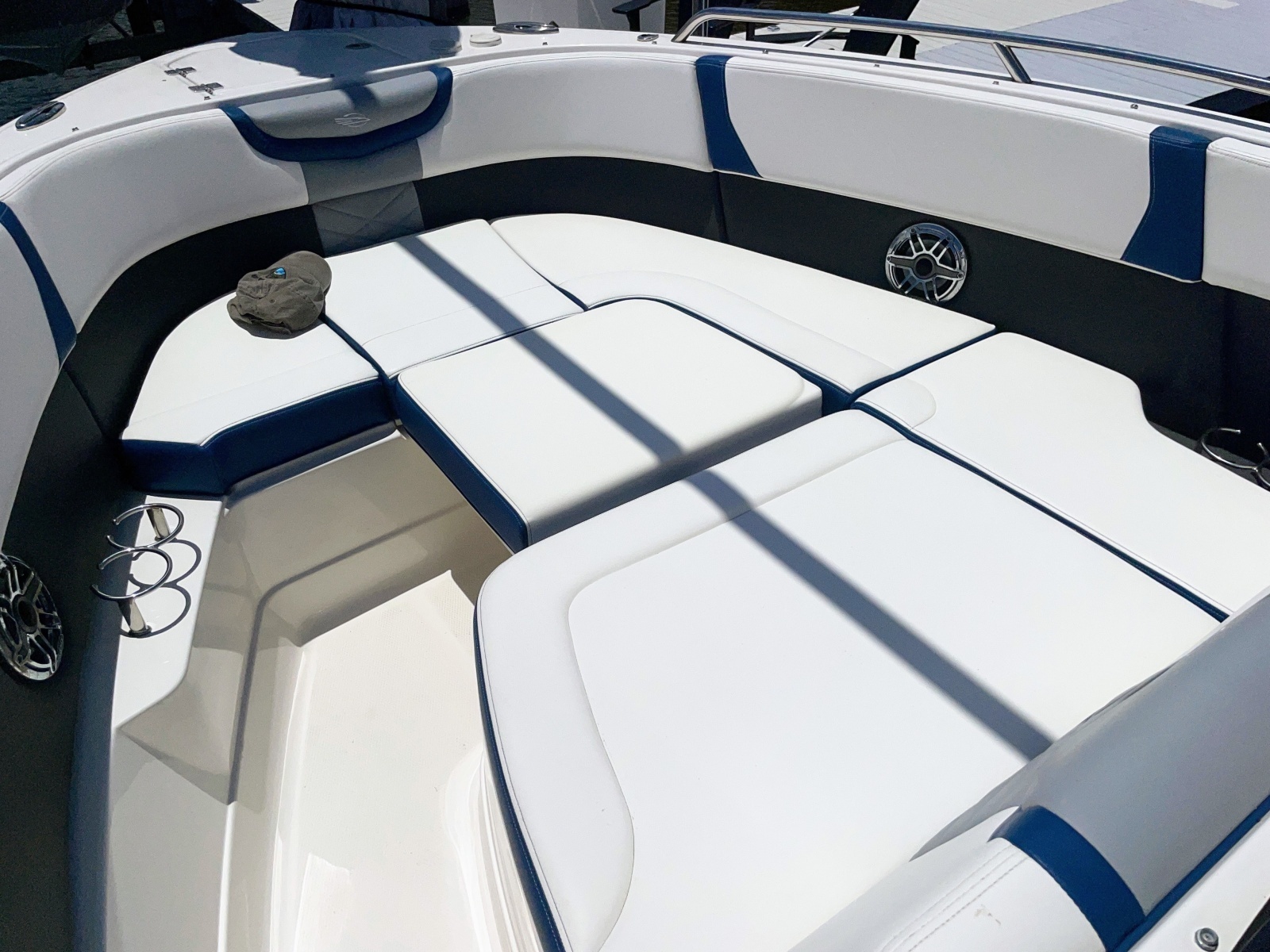 2023 Chaparral 280 OSX