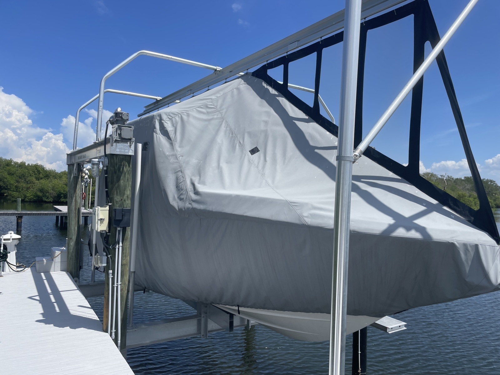 2023 Chaparral 280 OSX