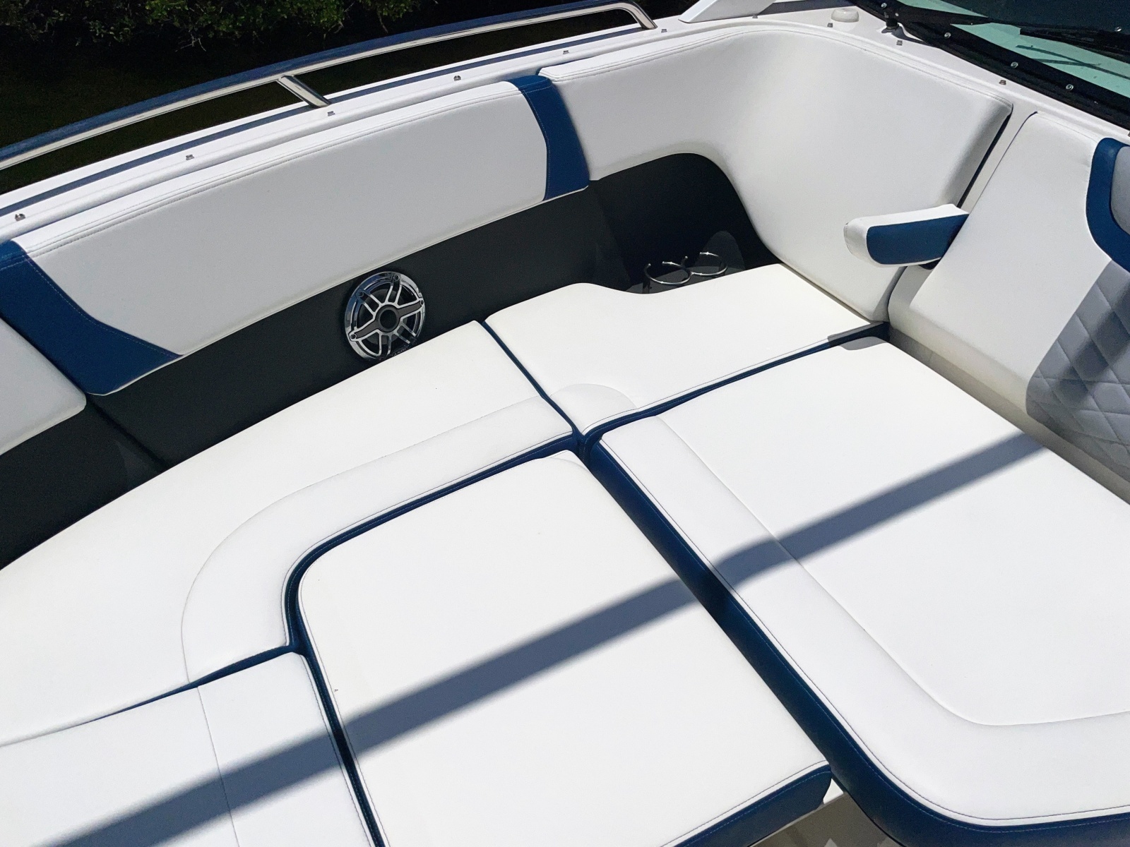 2023 Chaparral 280 OSX