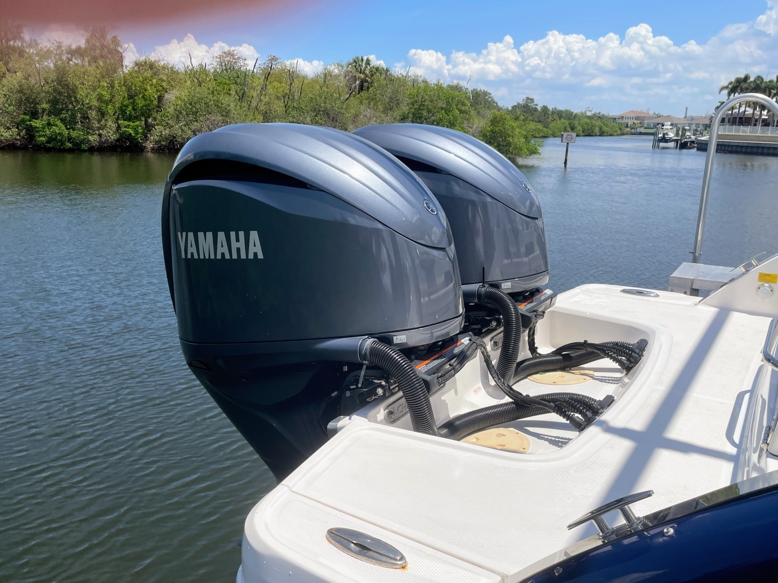 2023 Chaparral 280 OSX