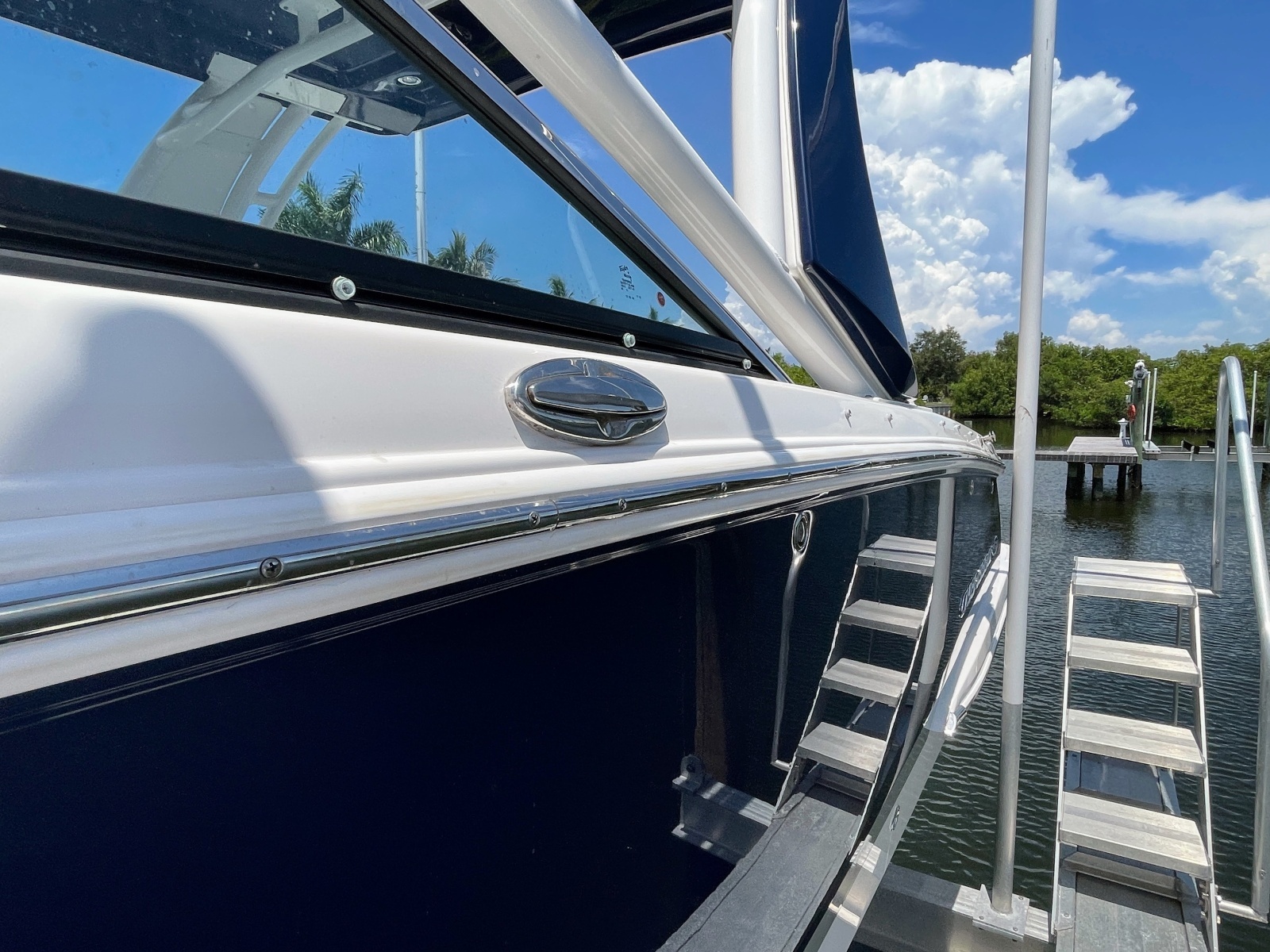 2023 Chaparral 280 OSX