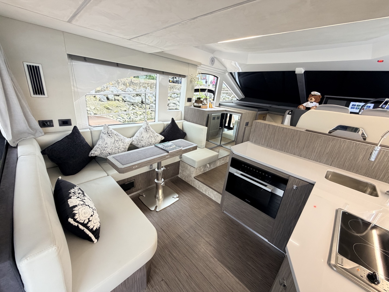 2025 Sessa F47