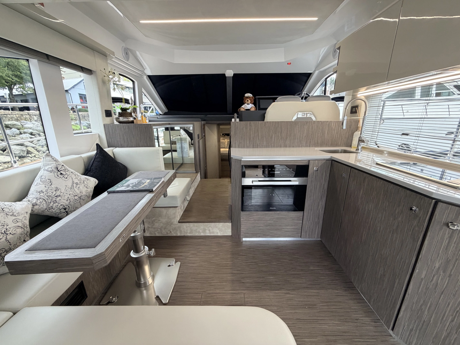 2025 Sessa F47