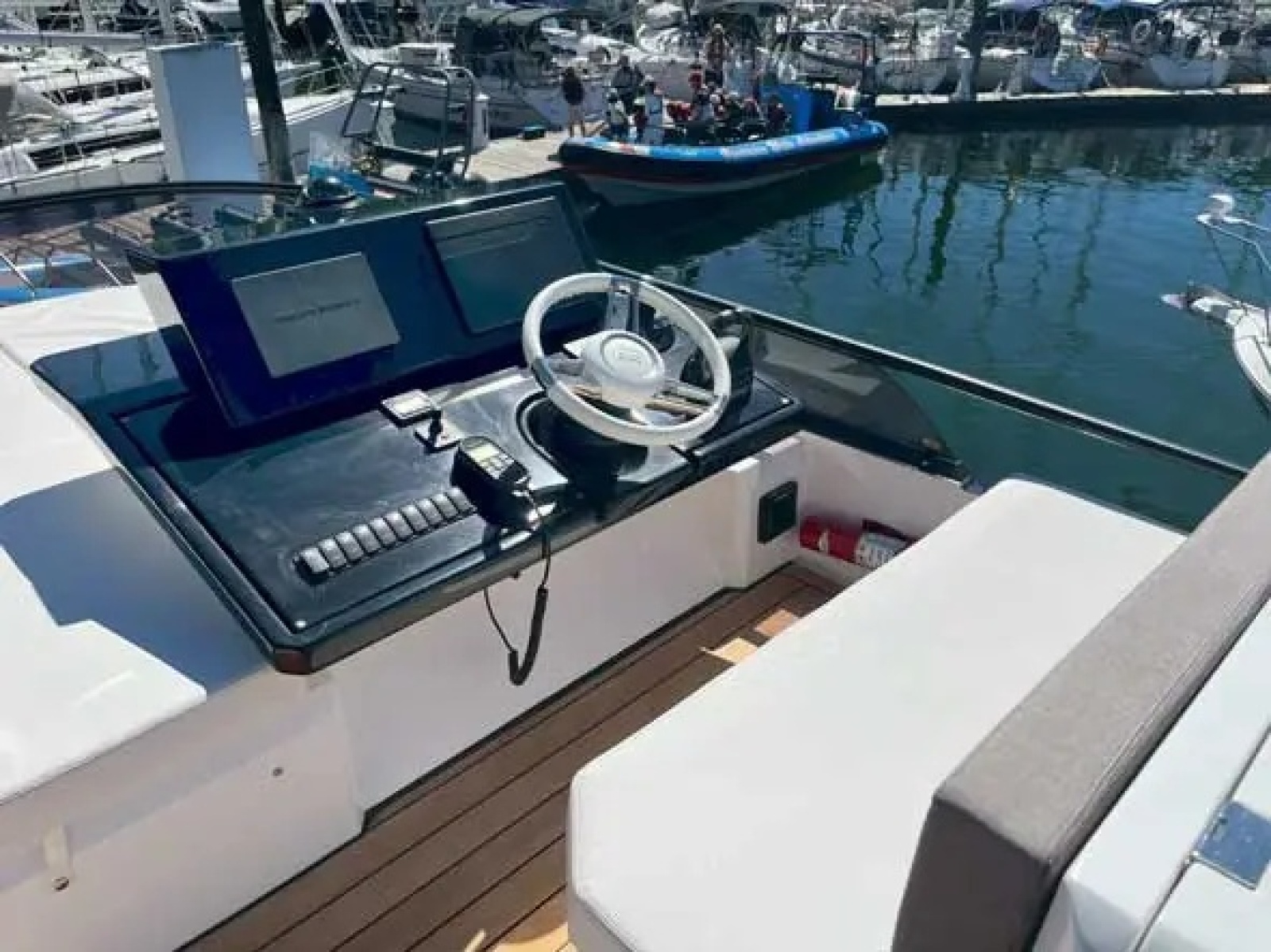 2025 Sessa F47
