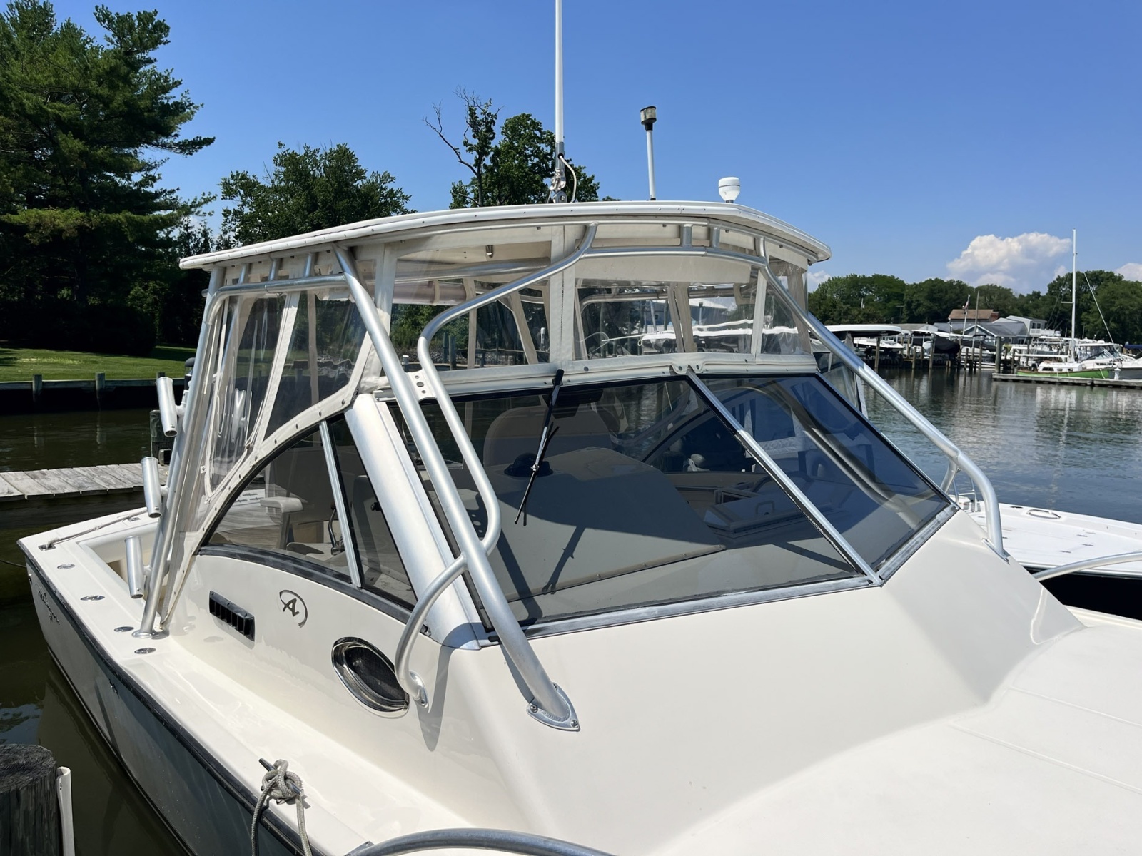 2003 Albemarle 280 Express Fisherman