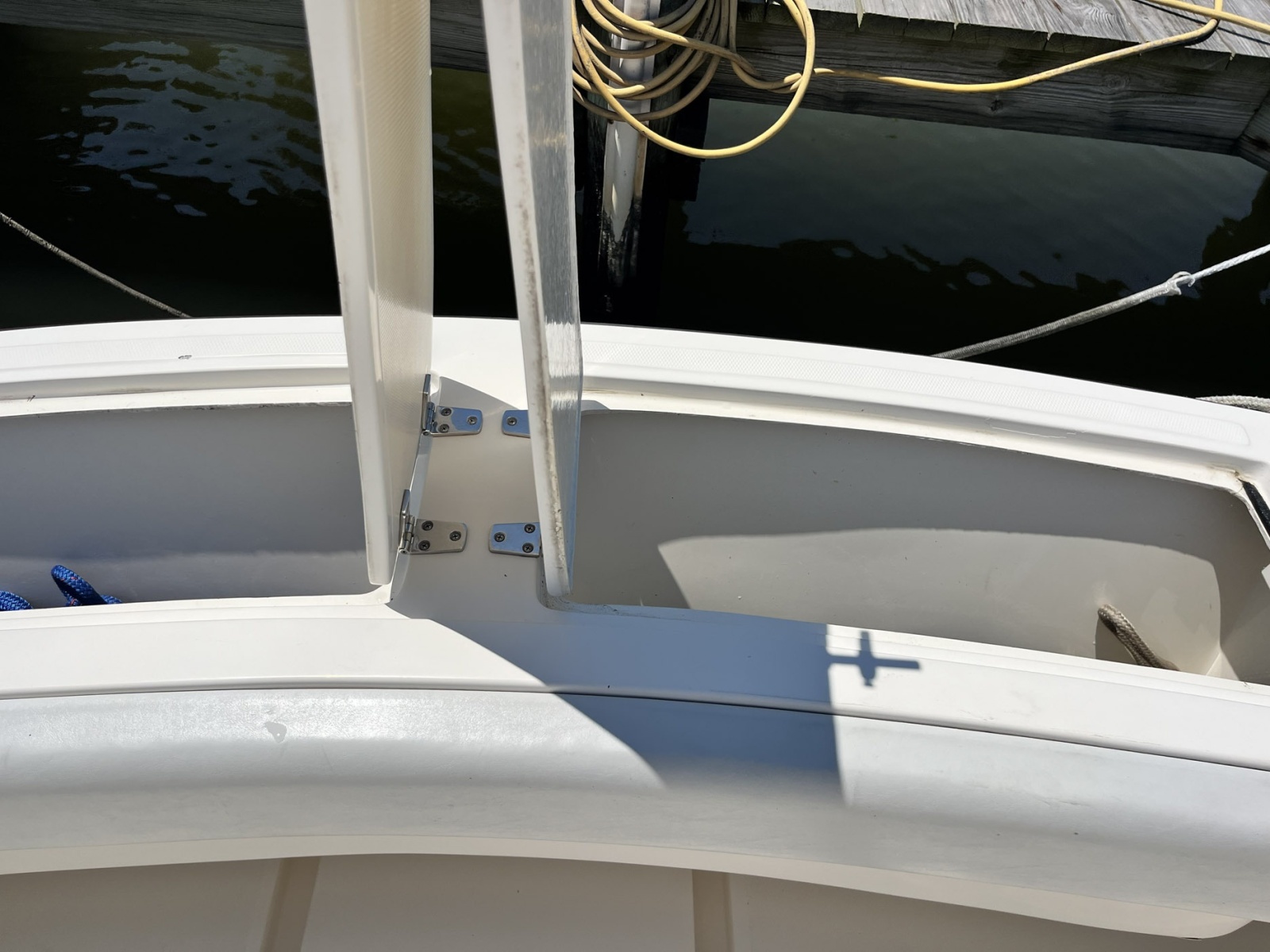 2003 Albemarle 280 Express Fisherman