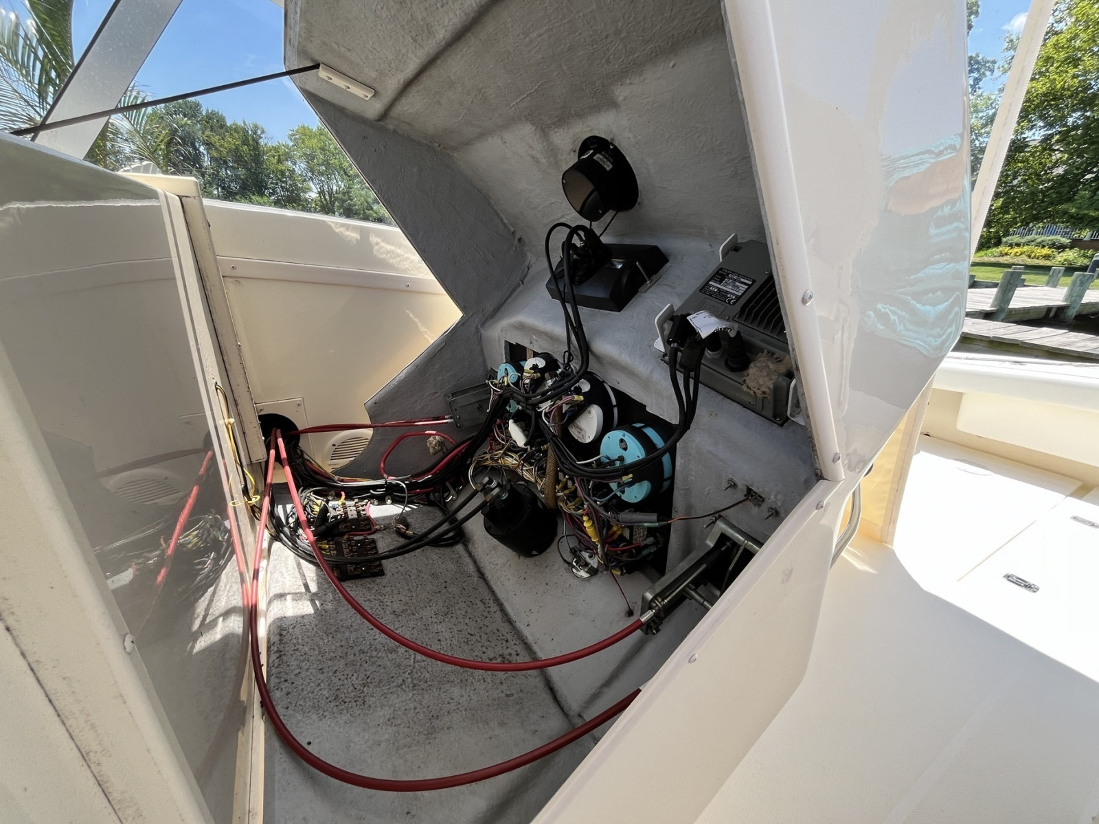 2003 Albemarle 280 Express Fisherman