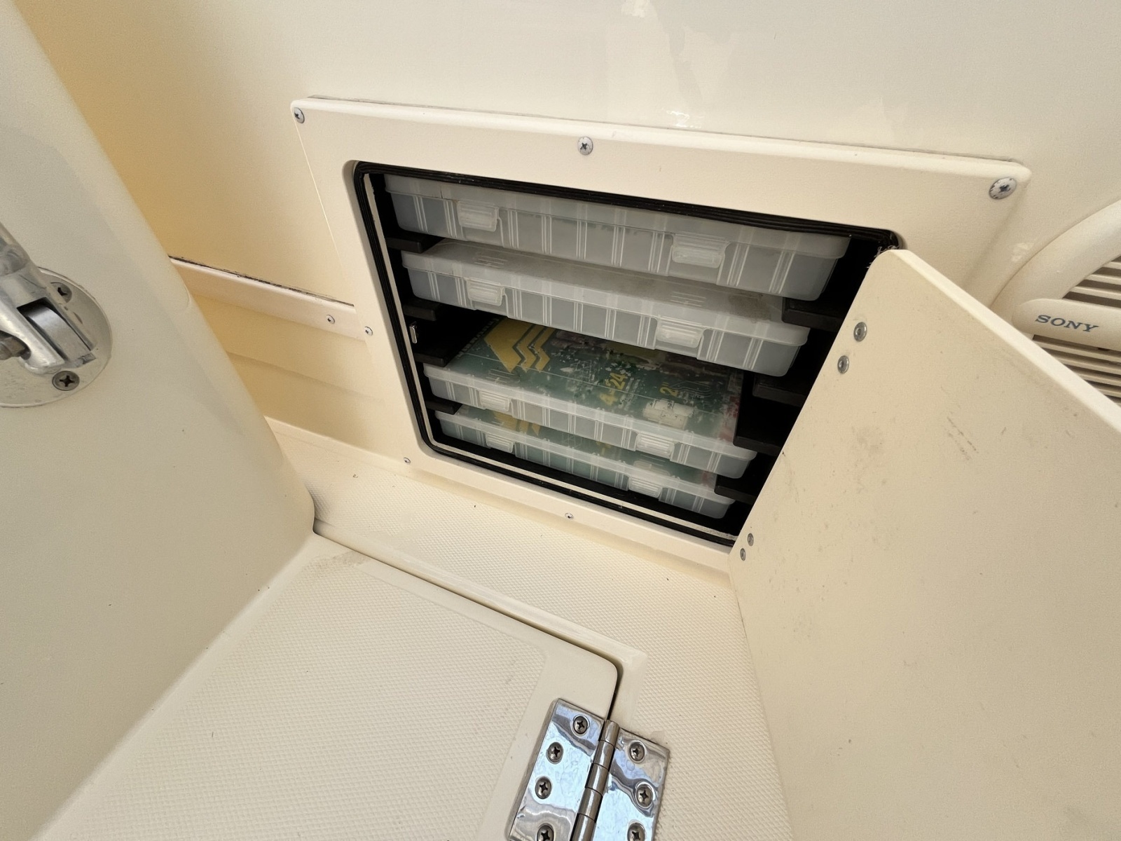 2003 Albemarle 280 Express Fisherman