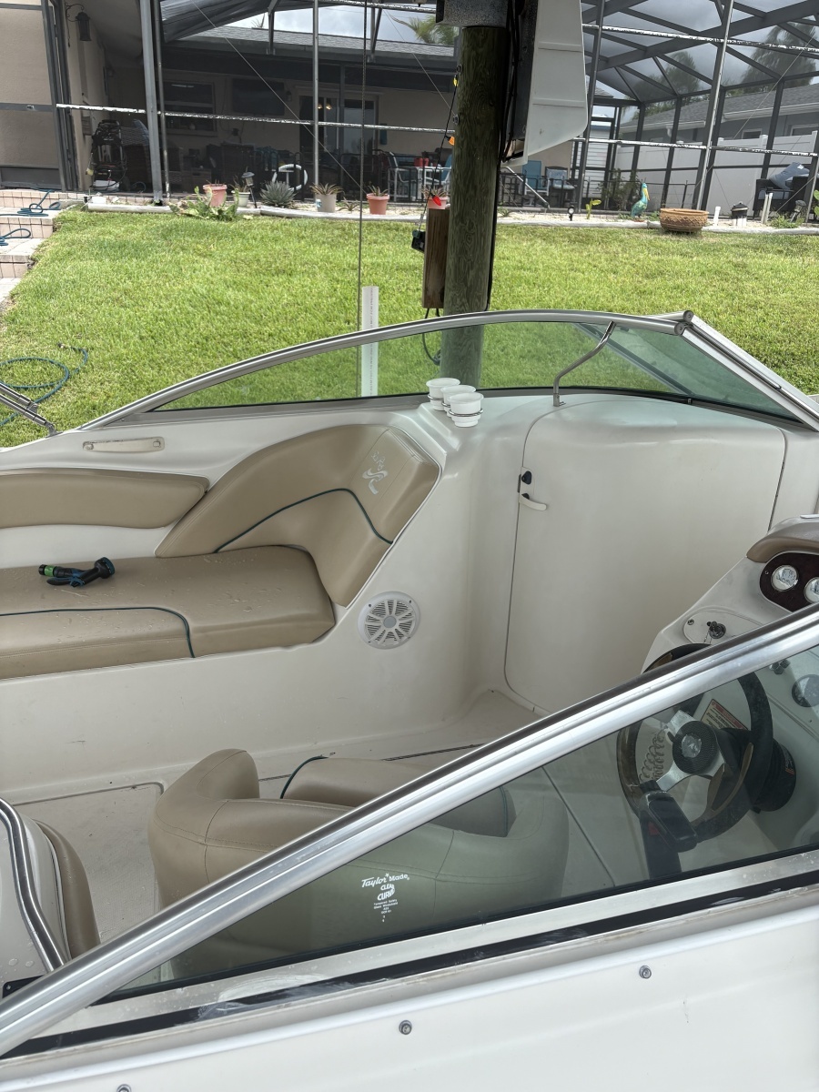 2001 Sea Ray 