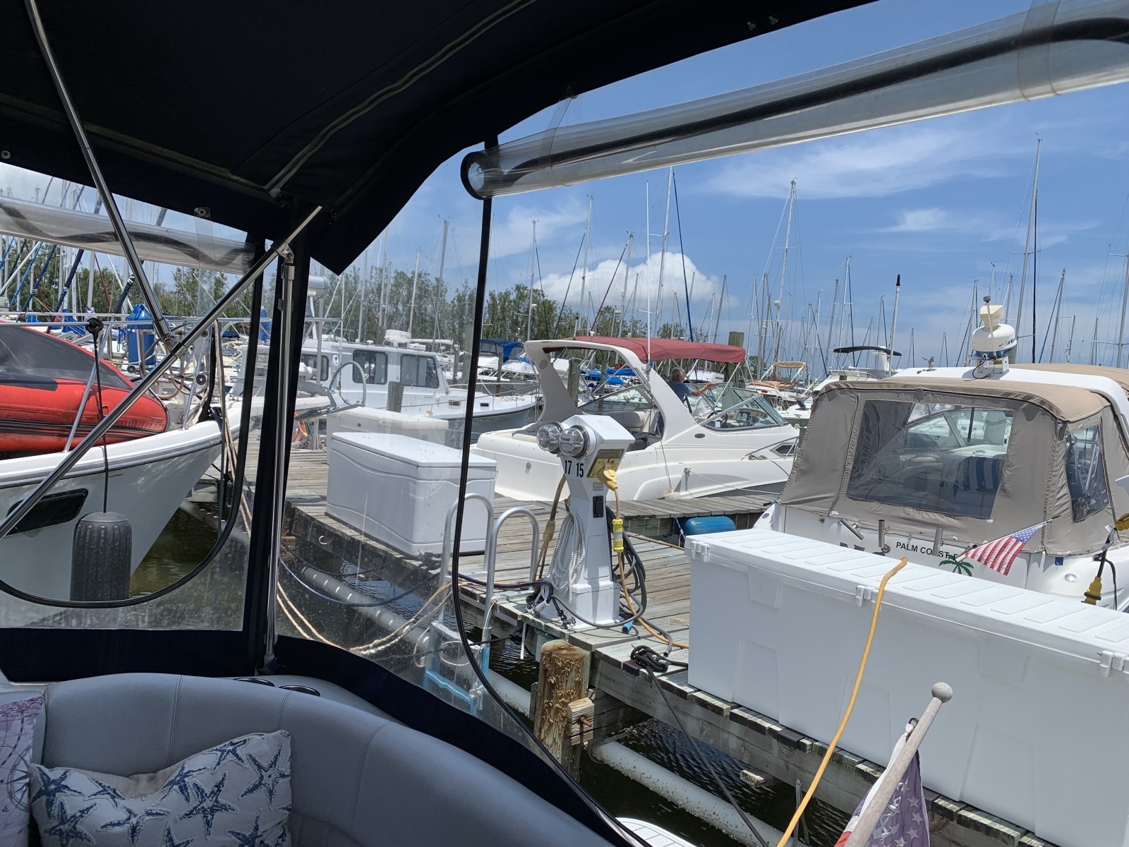 2003 Four Winns 328 Vista