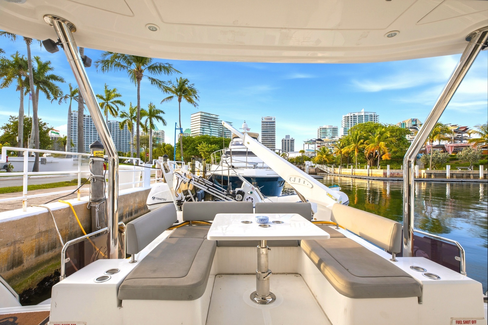 2021 Aquila 44 PowerCat