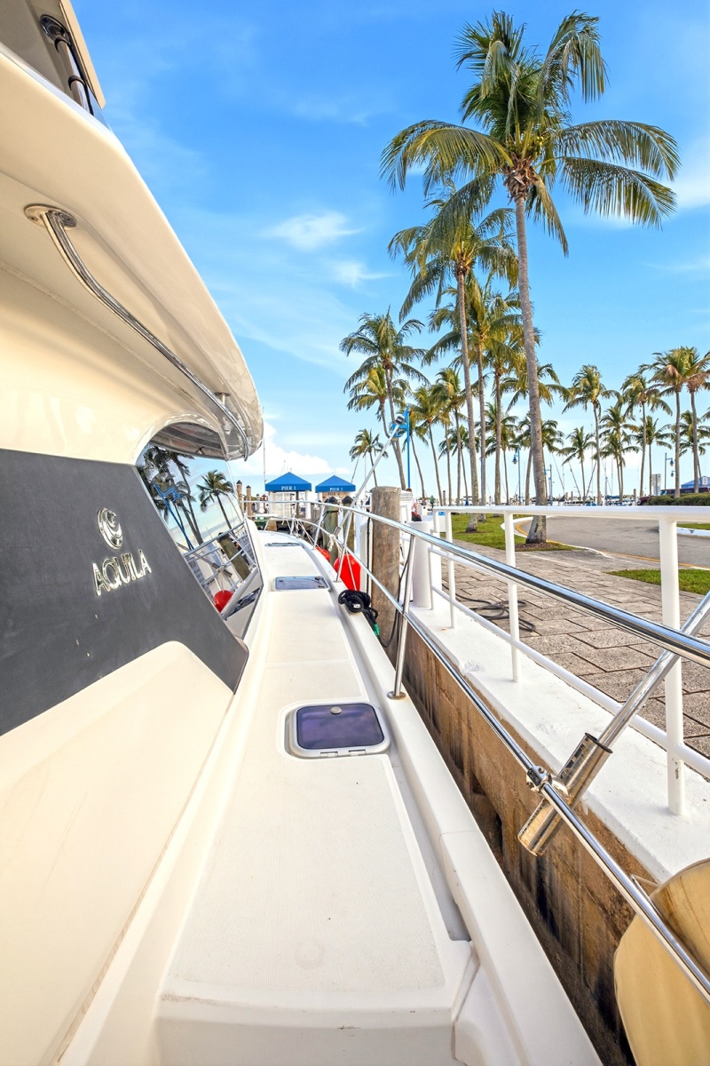 2021 Aquila 44 PowerCat