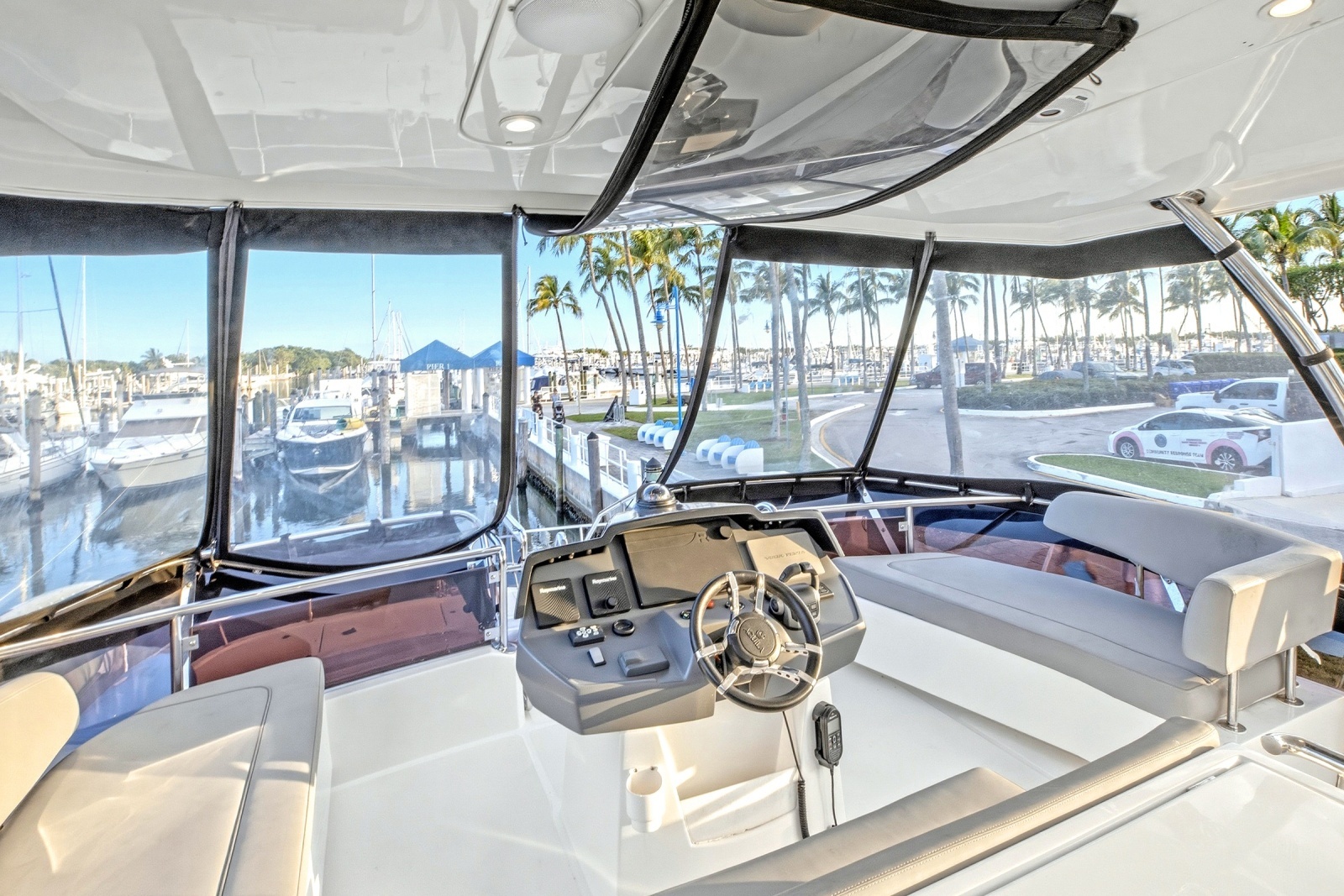 2021 Aquila 44 PowerCat