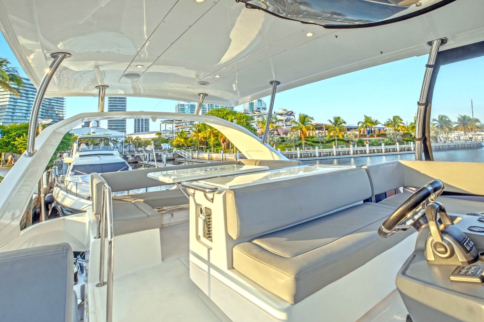 2021 Aquila 44 PowerCat